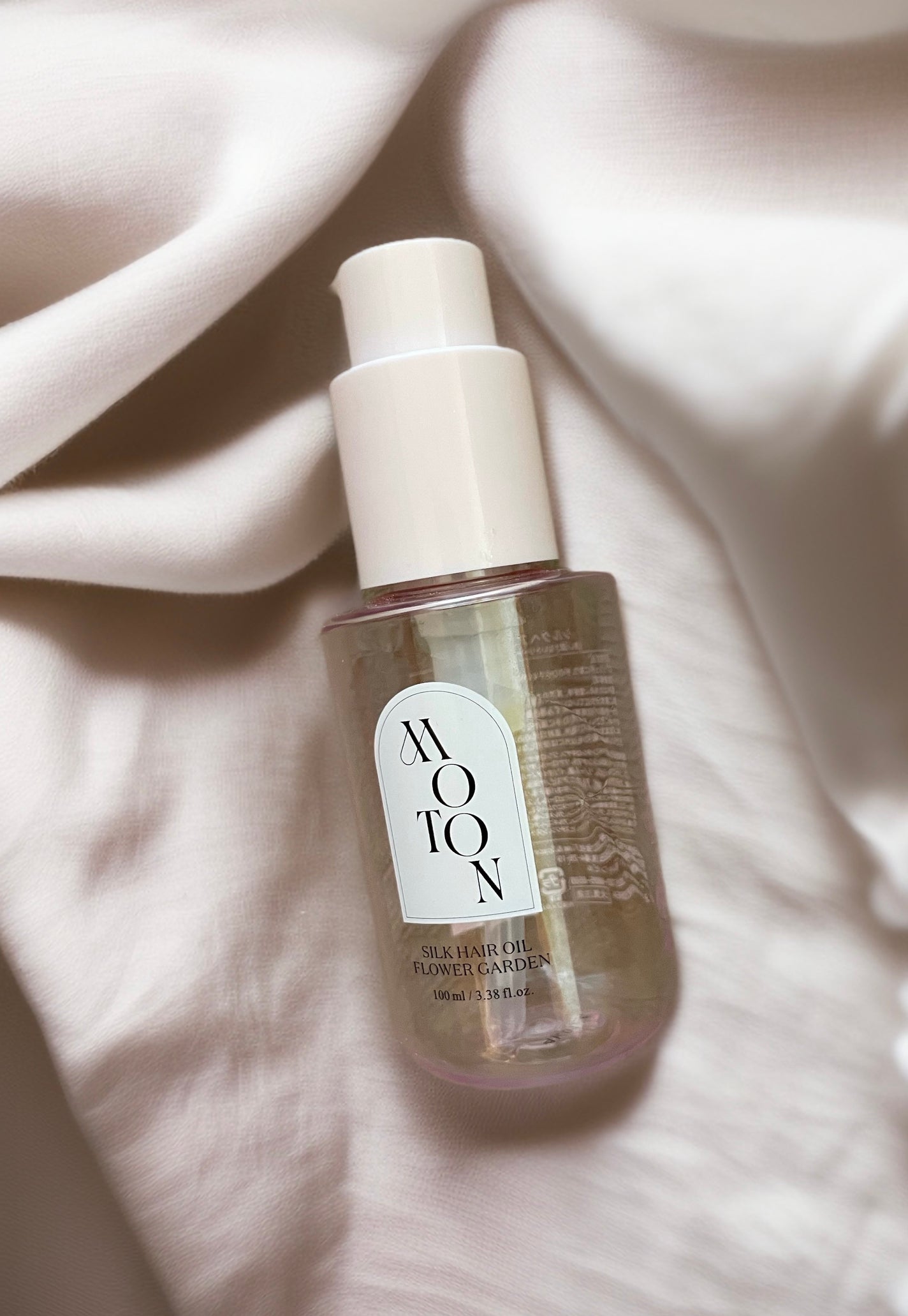 MOTON シルクヘアオイル フラワーガーデン/MOTON/ヘアオイルを使ったクチコミ(1枚目)