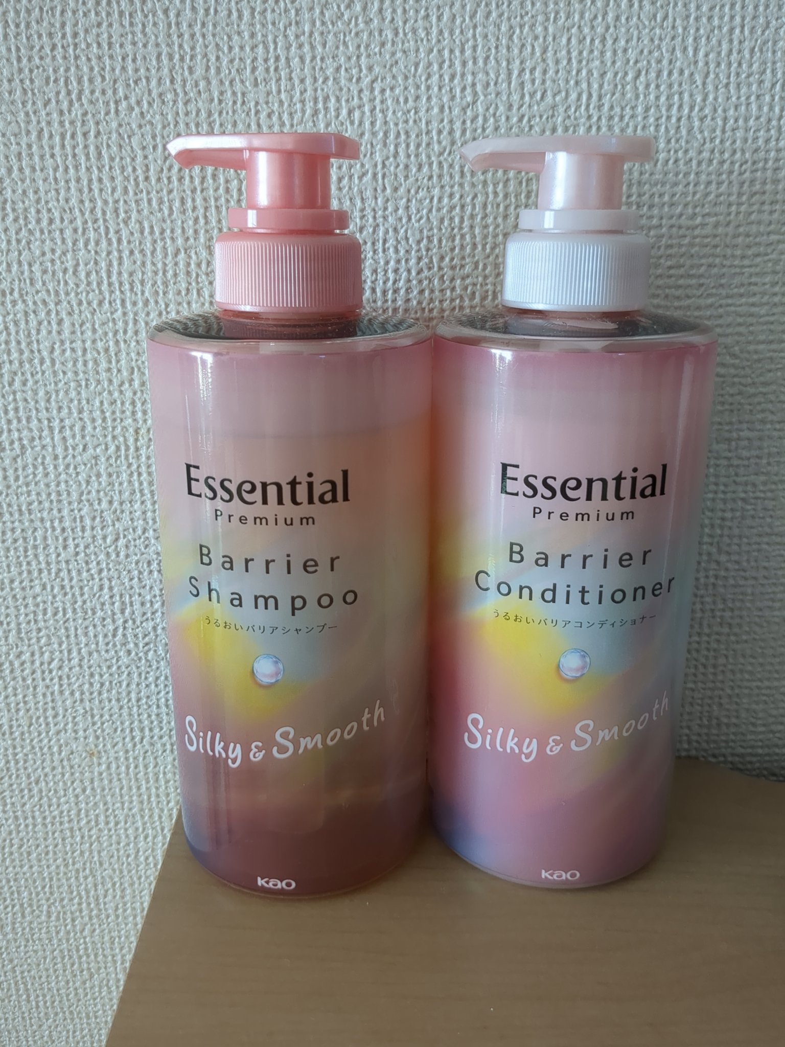 エッセンシャルプレミアム バリアシャンプー・コンディショナー シルキー＆スムース コンディショナー ポンプ 450ml【新】/エッセンシャル/市販シャンプーを使ったクチコミ（1枚目）