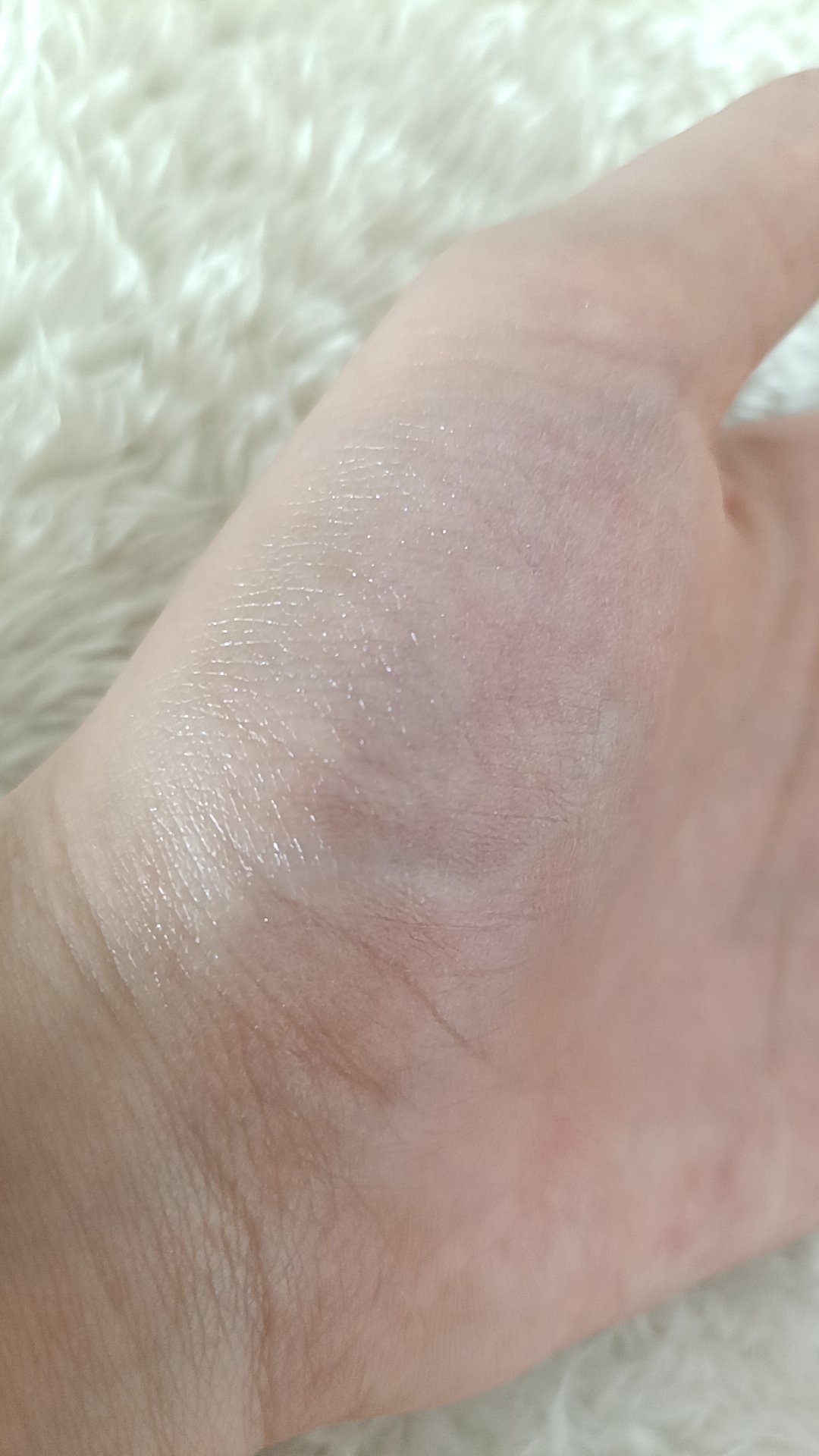 マルチグロウハイライター L3 オーロラブルー/Kirei&co./クリームハイライトを使ったクチコミ（2枚目）