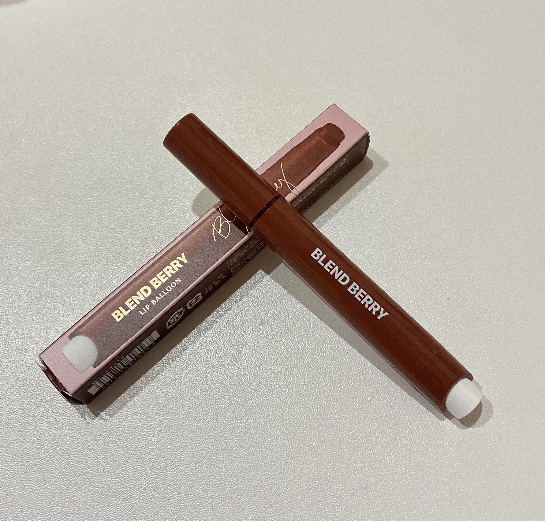 ブレンドベリー リップバルーン 016 満たされダークショコラ/BLEND BERRY/口紅を使ったクチコミ（1枚目）