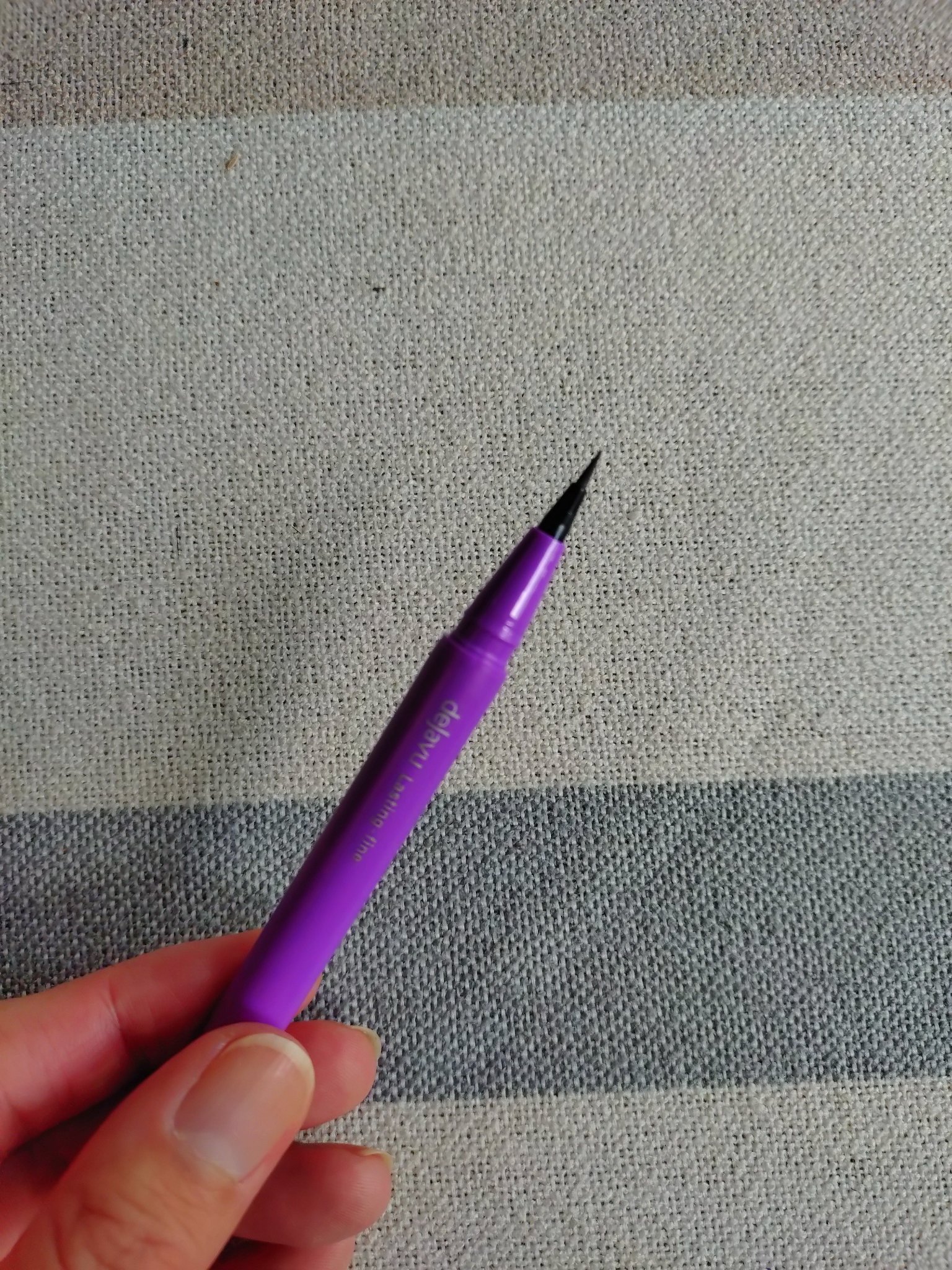 「密着アイライナー」ショート筆リキッド/デジャヴュ/リキッドアイライナーを使ったクチコミ（3枚目）