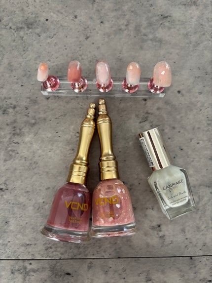 カラフルネイルズ/キャンメイク/マニキュアを使ったクチコミ(4枚目)