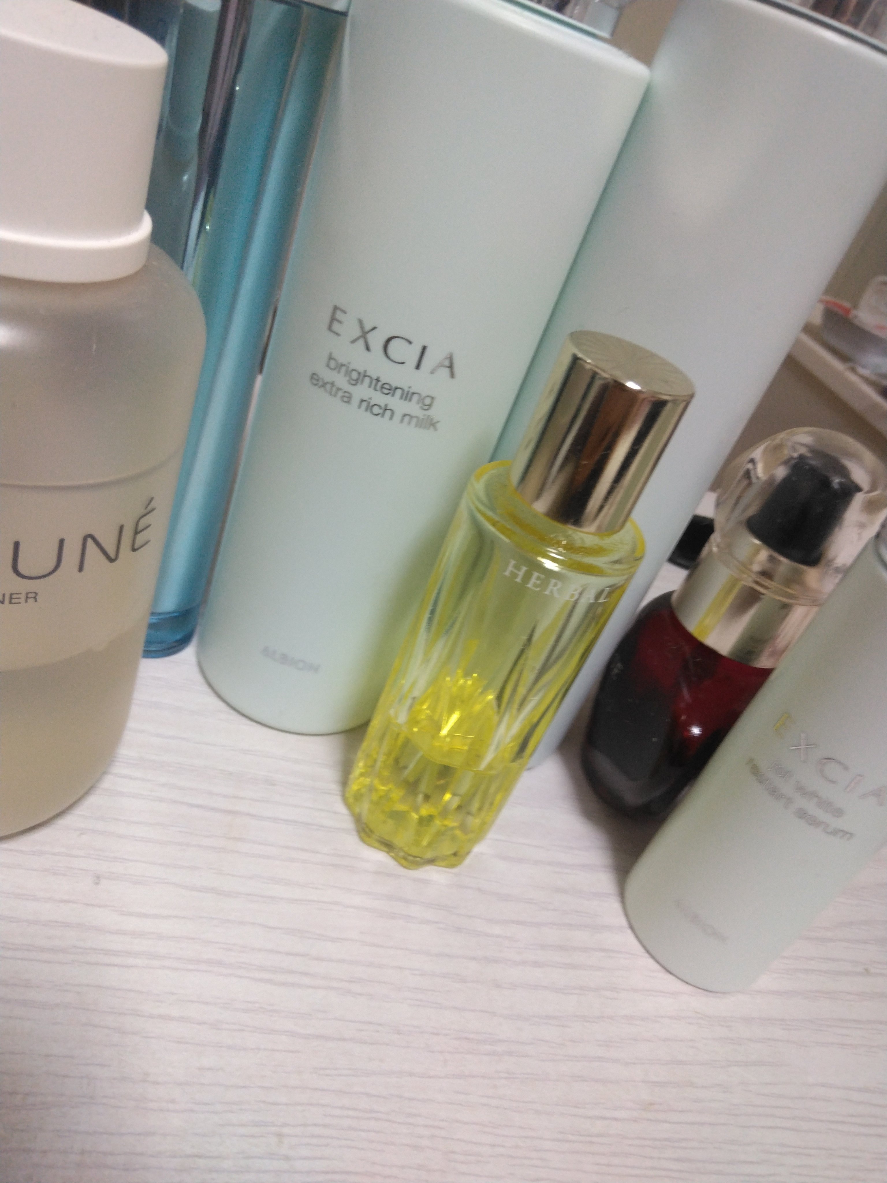 エクシア ジェットホワイト リスタートセラム/ALBION/美容液を使ったクチコミ（1枚目）