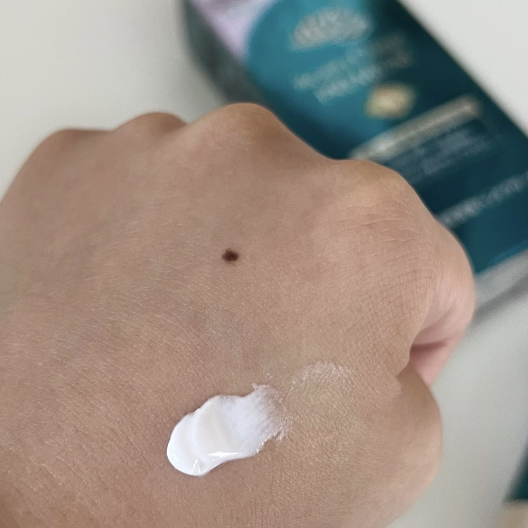 アトリックス ビューティーチャージプレミアム トーンアップ ハンドクリーム 無香料/アトリックス/ハンドクリームを使ったクチコミ（3枚目）