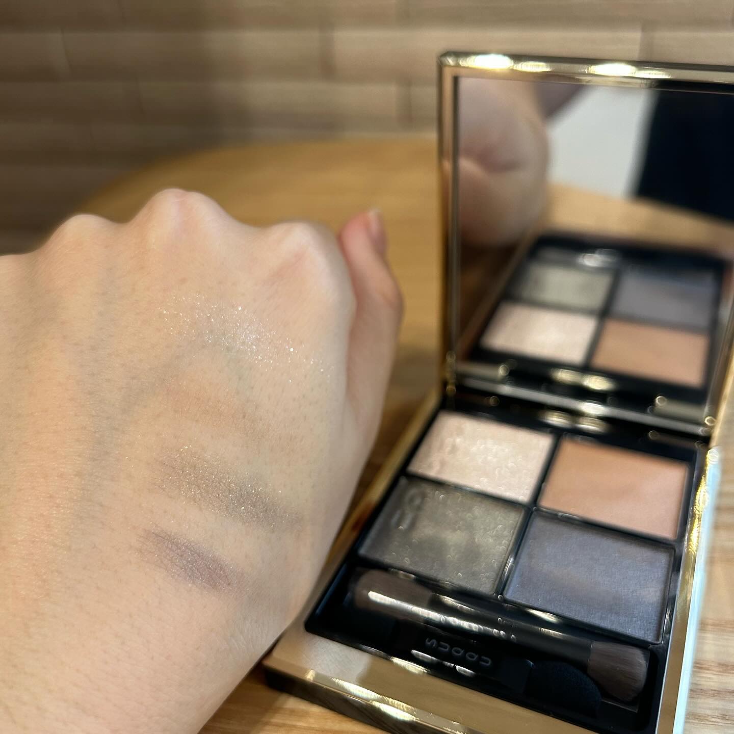 シグニチャー カラー アイズ/SUQQU/アイシャドウパレットを使ったクチコミ（3枚目）