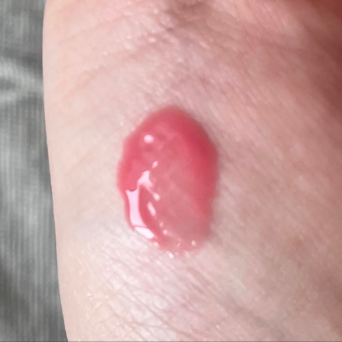 フィー 3Dボリューミンググロス/fwee/リップグロスを使ったクチコミ(3枚目)