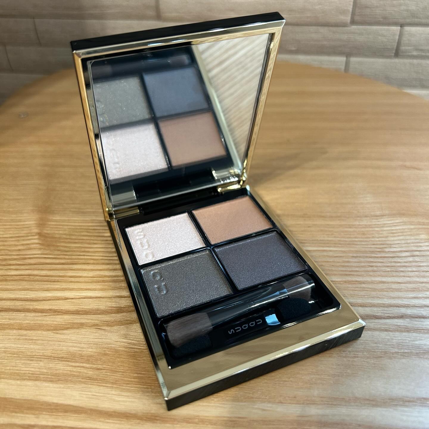 シグニチャー カラー アイズ/SUQQU/アイシャドウパレットを使ったクチコミ（1枚目）