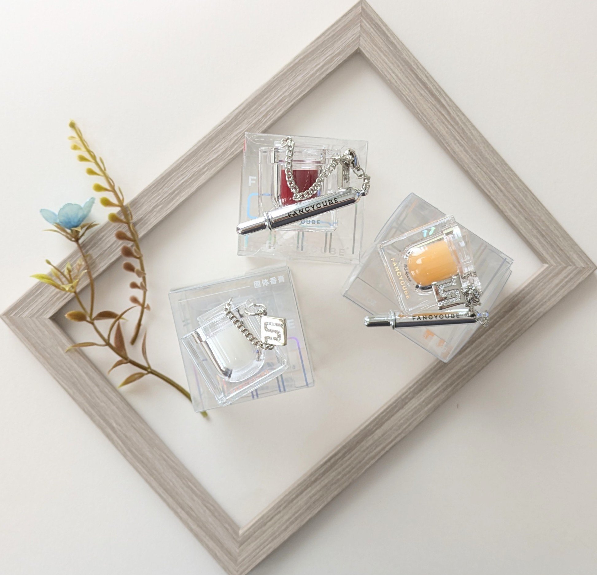 #01 SOLID PERFUME/FANCYCUBE/練り香水を使ったクチコミ（2枚目）