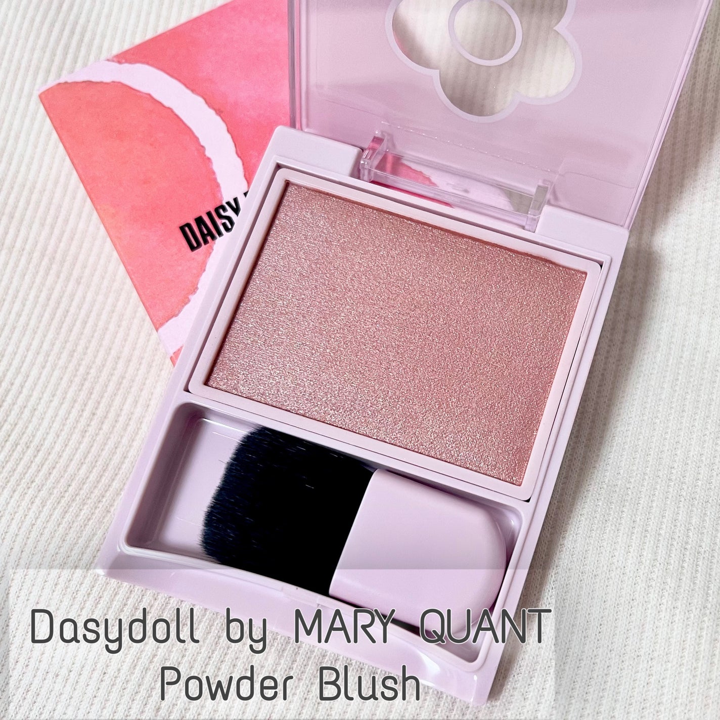 パウダーブラッシュ/DAISY DOLL by MARY QUANT/パウダーチークを使ったクチコミ(1枚目)