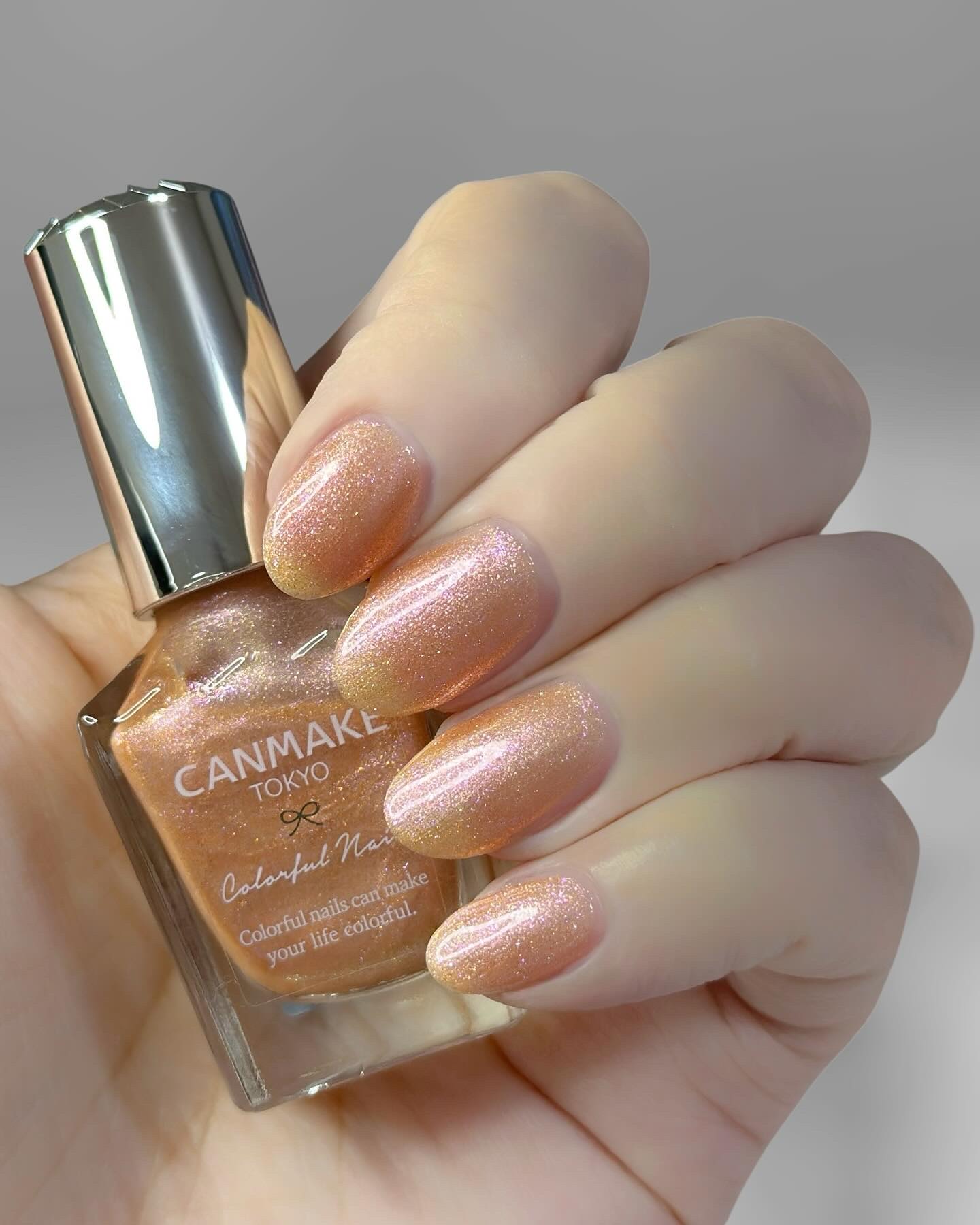 カラフルネイルズ/キャンメイク/マニキュアを使ったクチコミ（2枚目）