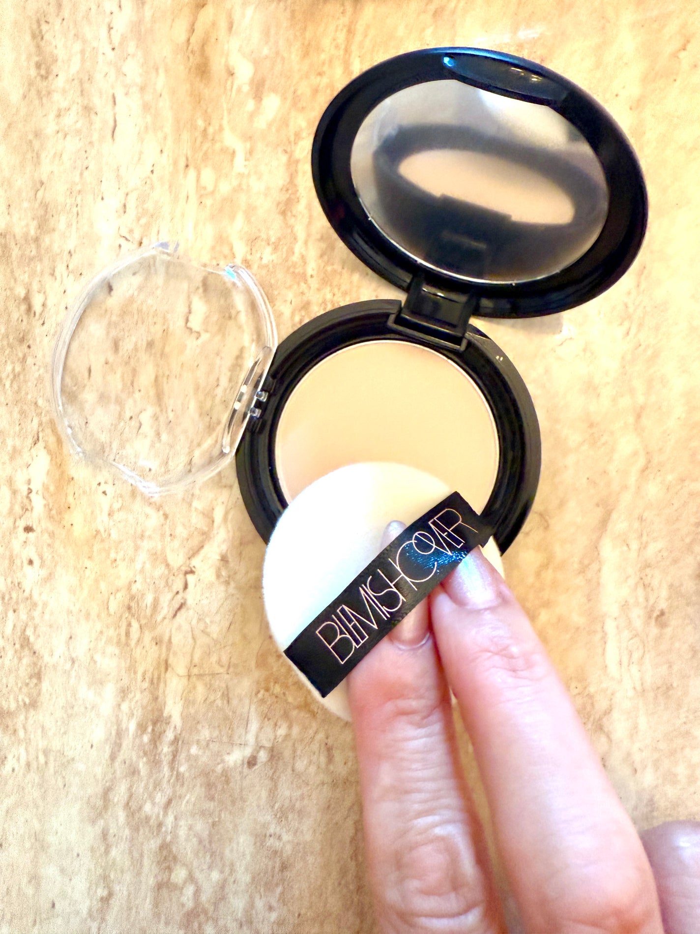 ブレミッシュカバーブラーパクト/ハンスキン/プレストパウダーを使ったクチコミ(1枚目)