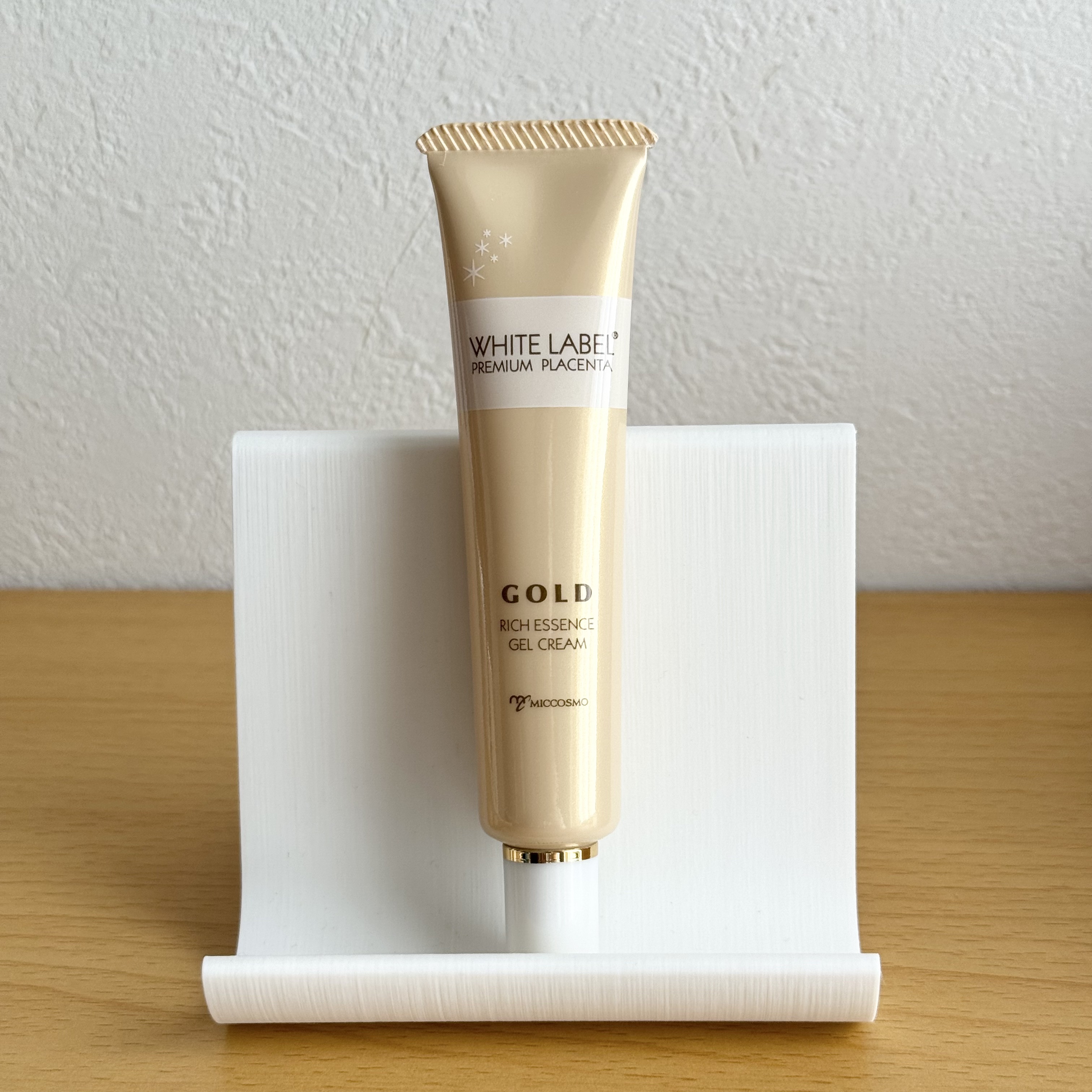 ホワイトラベル 金のプラセンタ濃ハリもっちりーなのクチコミ「┈┈┈┈┈┈┈┈┈┈

ホワイトラベル

金のプラセンタ濃ハリもっちりーな

┈┈┈┈┈┈┈┈.....」（2枚目）