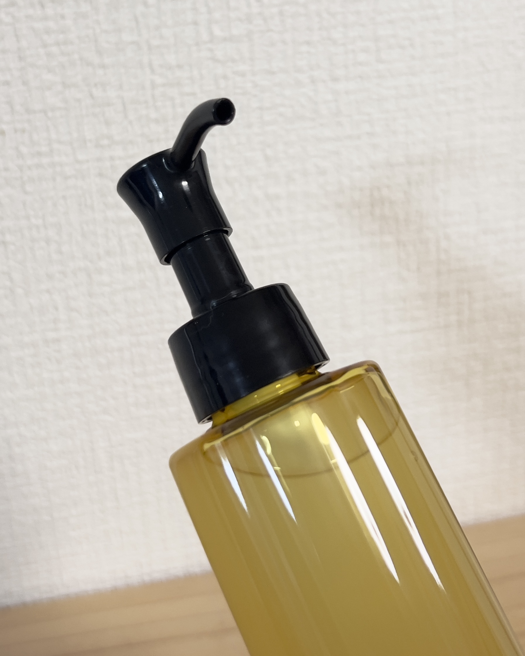 スキンクリア クレンズ オイル ＜アロマタイプ＞/アテニア/オイルクレンジングを使ったクチコミ（2枚目）