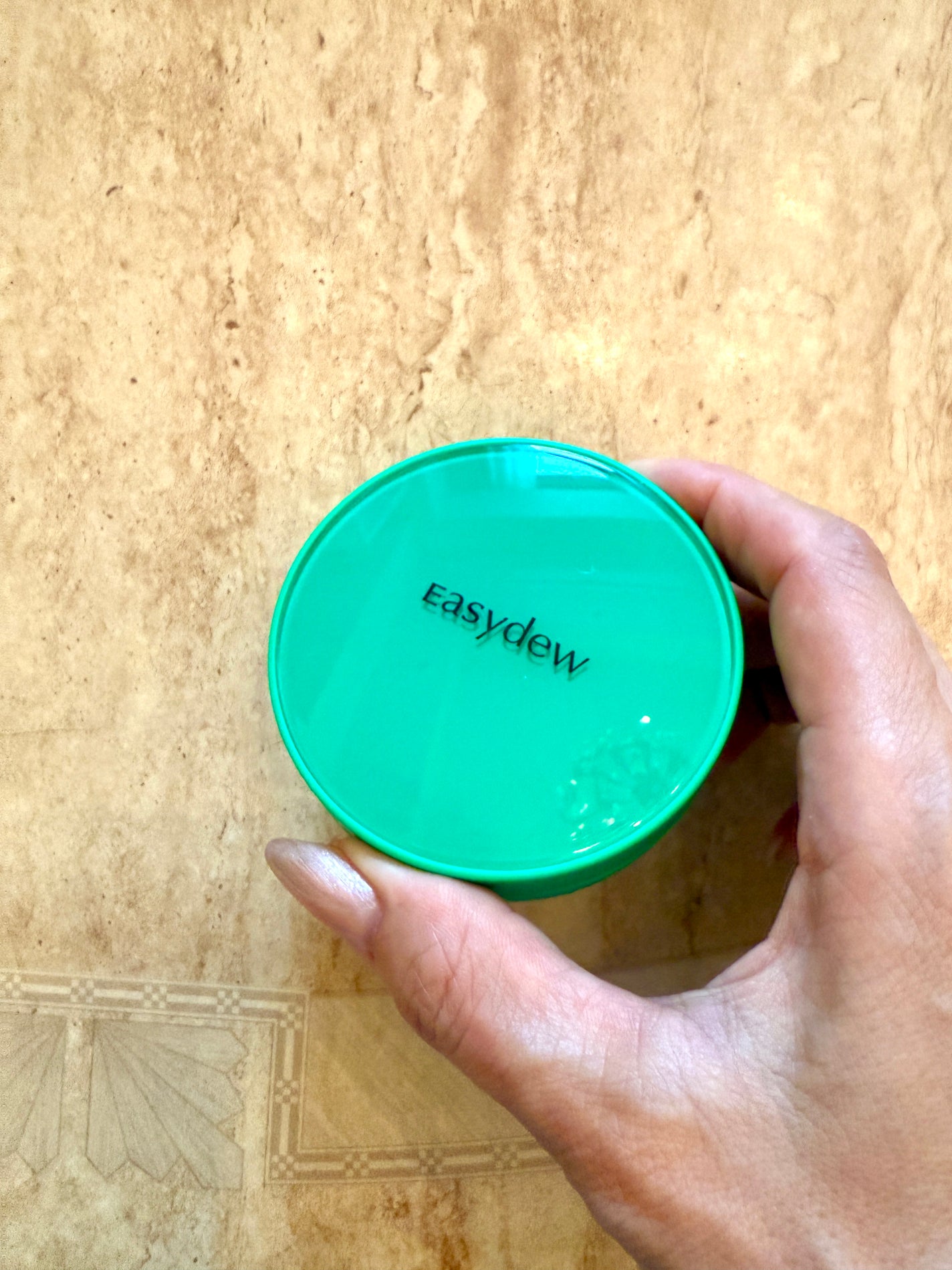 イージーデュー メラB トーニングアンプルクッション/Easydew/クッションファンデーションを使ったクチコミ(2枚目)