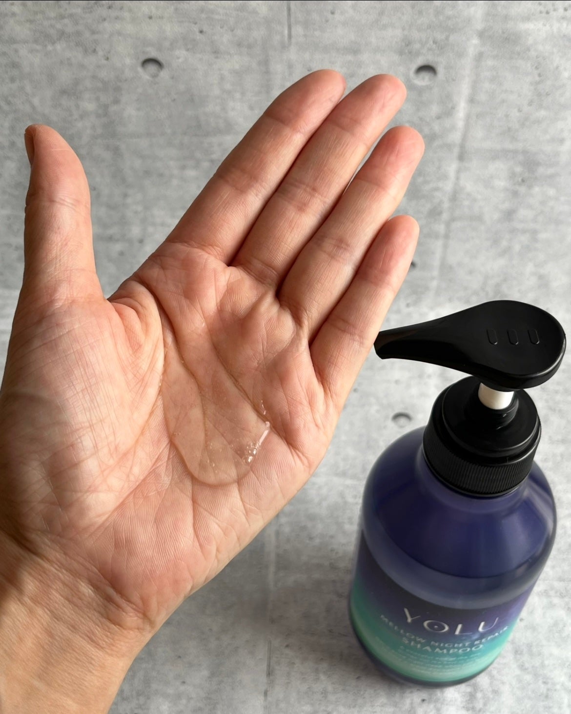 ヨル メロウナイトリペアシャンプー/トリートメント/YOLU/市販シャンプーを使ったクチコミ(2枚目)