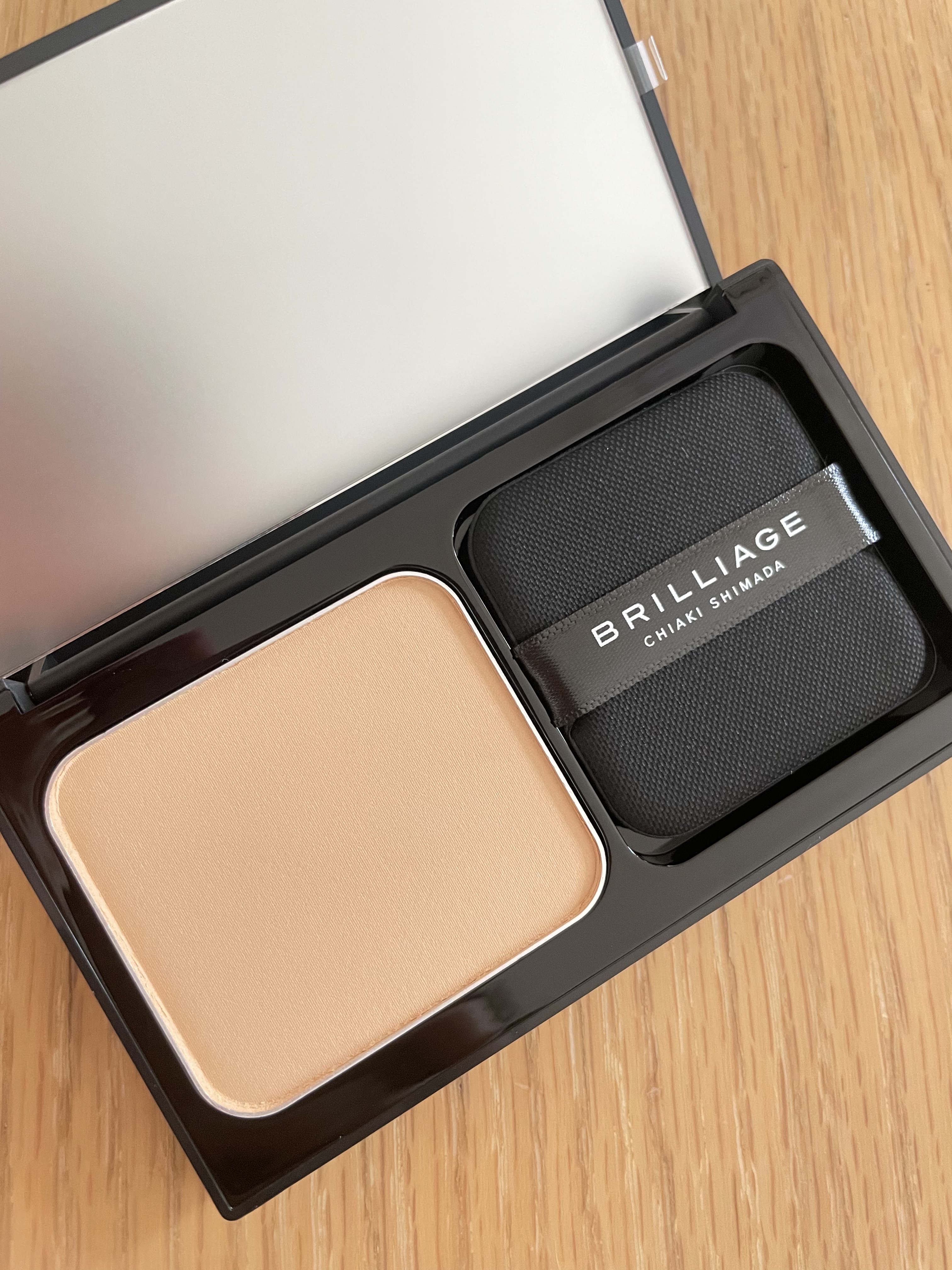 パウダリーファンデーション レジェンダリー グロウ/ブリリアージュ/パウダーファンデーションを使ったクチコミ（1枚目）