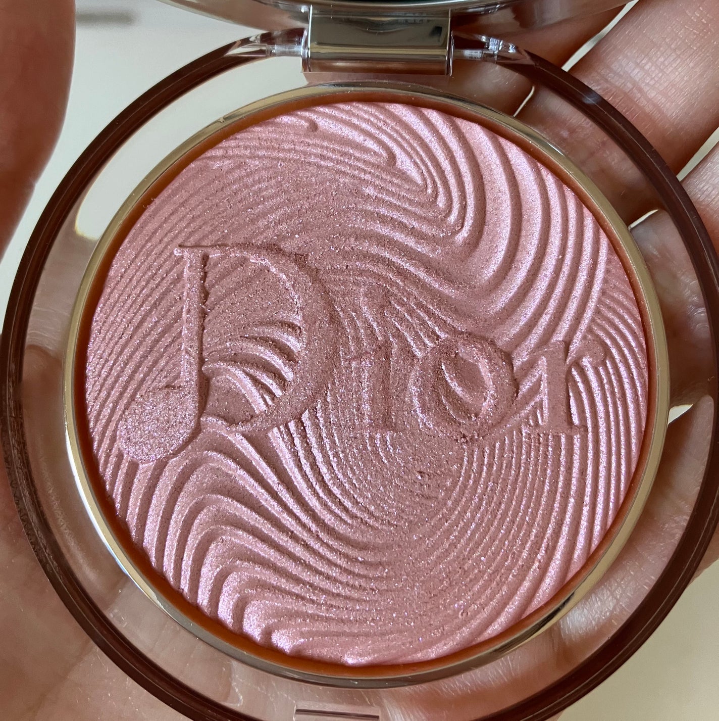 ディオールスキン ミネラル ヌード ルミナイザー パウダー<グロウ バイブス>/Dior/プレストパウダーを使ったクチコミ(1枚目)