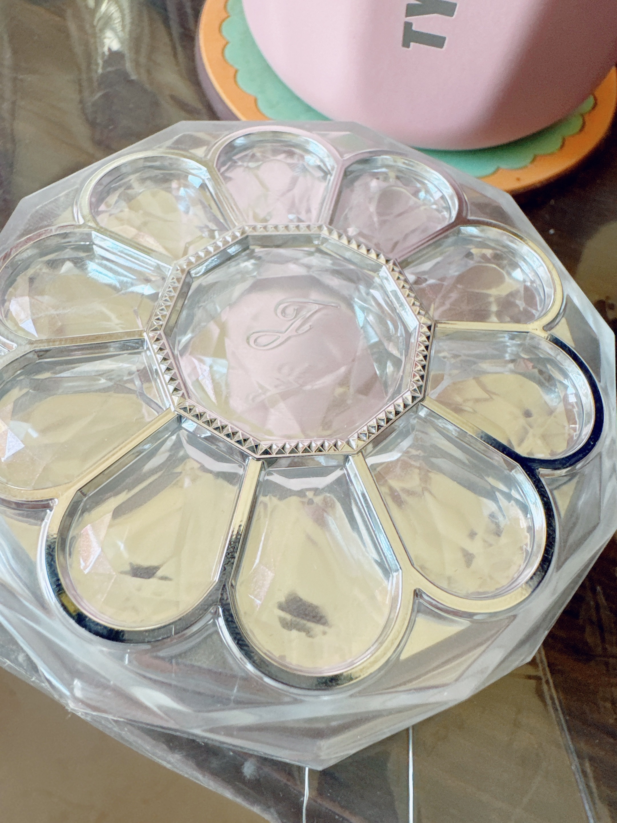 ジルスチュアート ブルームクチュール アイズ　ジュエルドブーケ 14 verbena morganite/JILL STUART/アイシャドウパレットを使ったクチコミ（1枚目）