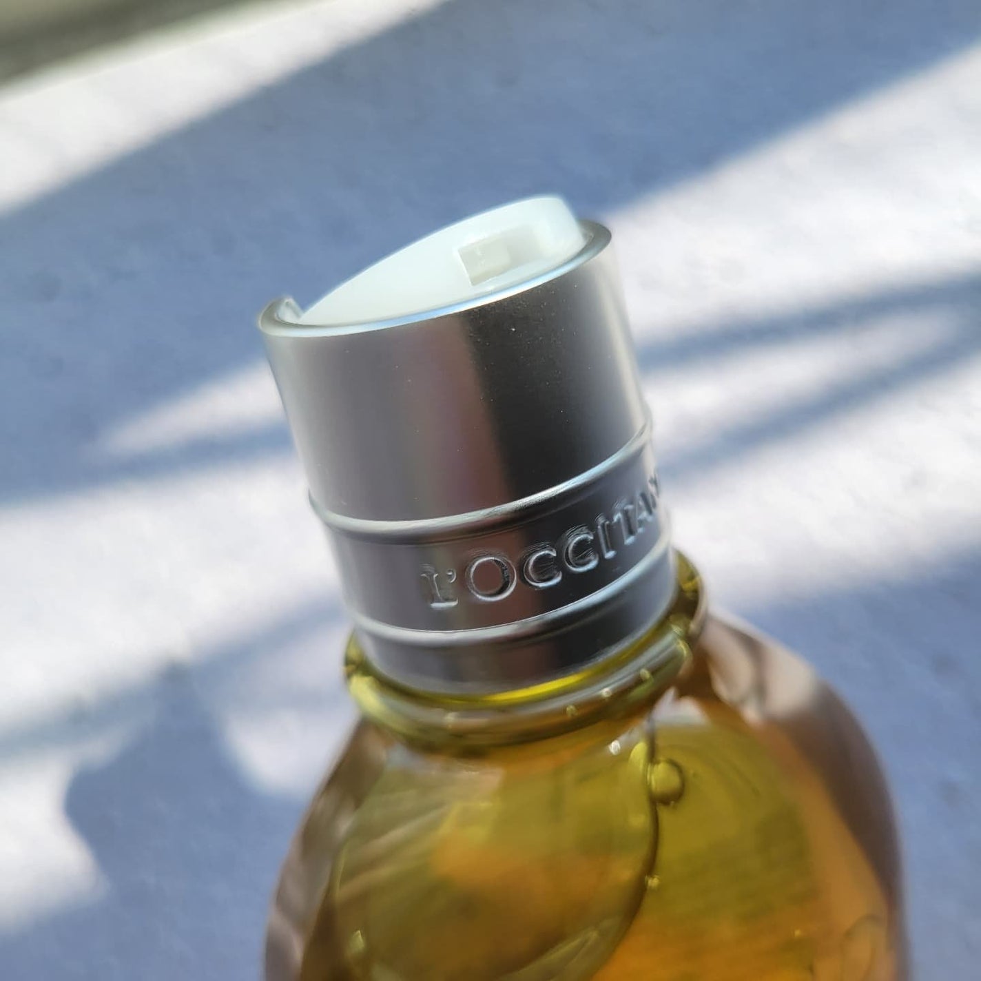 アーモンド モイスチャライジングシャワーオイル/L'OCCITANE/ボディソープを使ったクチコミ(2枚目)