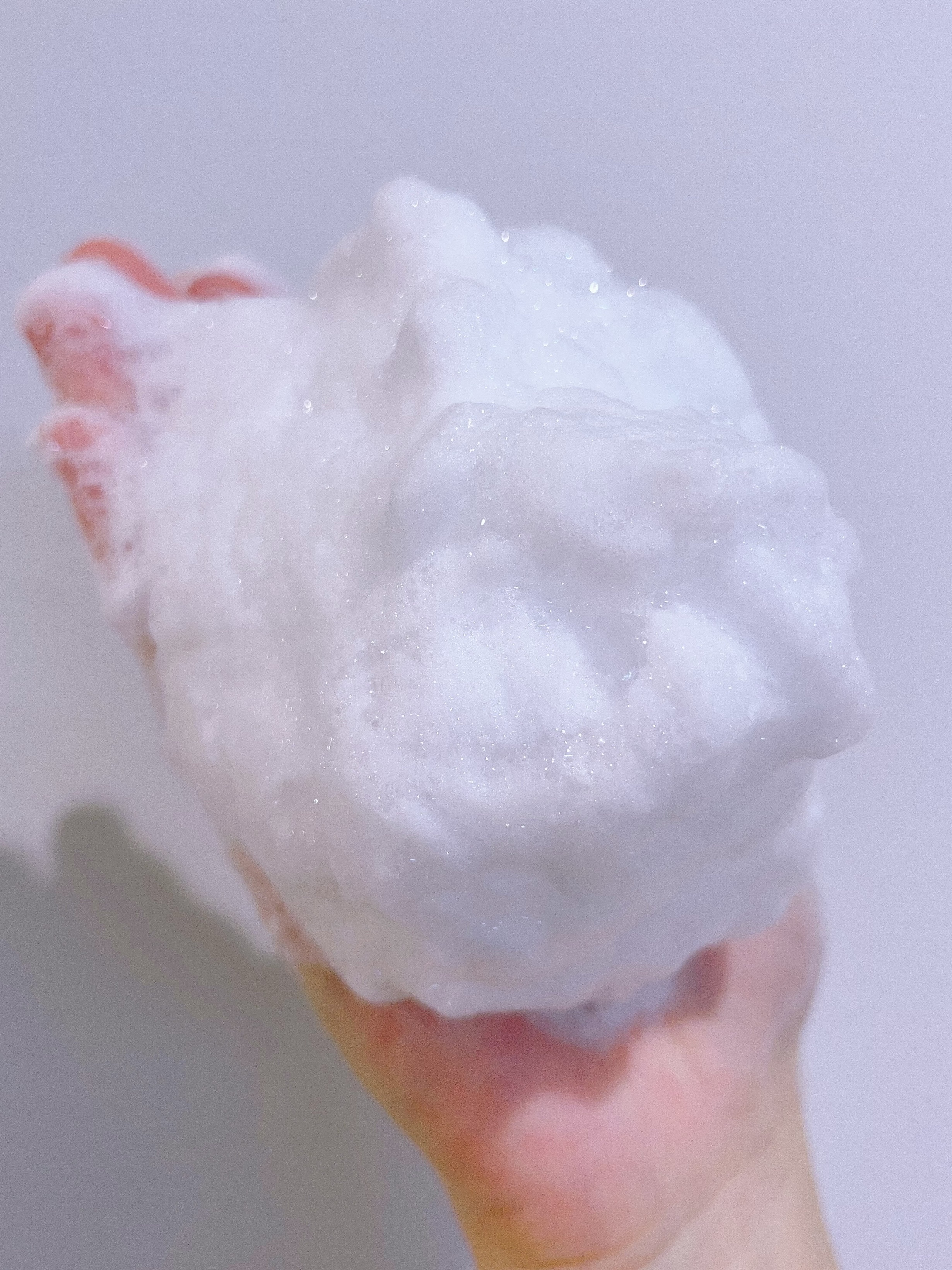 ニベア クリームケアボディウォッシュ W濃厚保湿 ヨーロピアンホワイトソープの香り/ニベア/ボディソープを使ったクチコミ（3枚目）