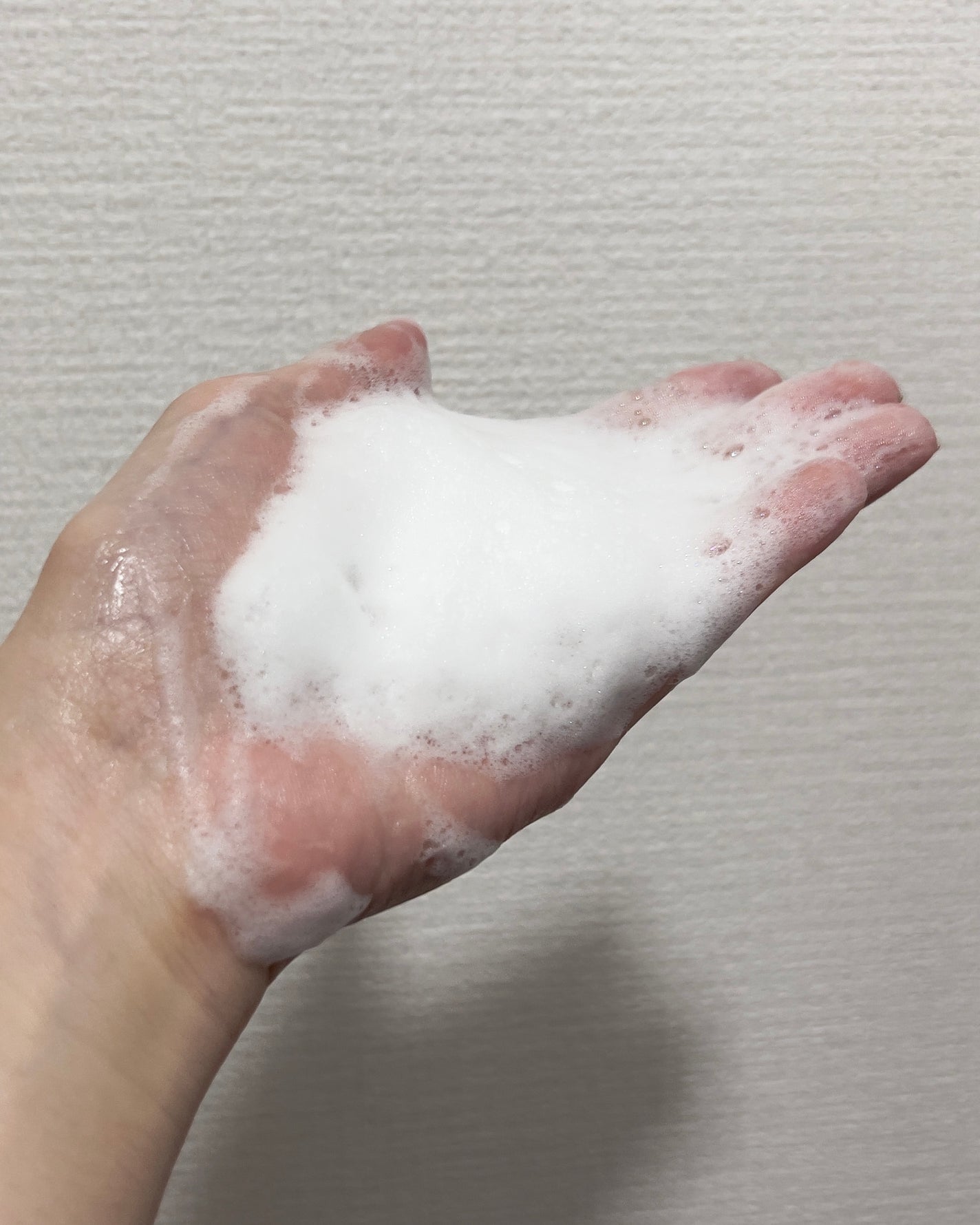 アーモンド モイスチャライジングシャワーオイル/L'OCCITANE/ボディソープを使ったクチコミ(4枚目)