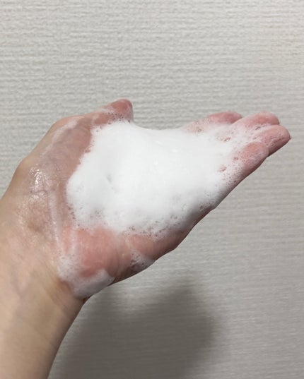 アーモンド モイスチャライジングシャワーオイル/L'OCCITANE/ボディソープを使ったクチコミ(4枚目)