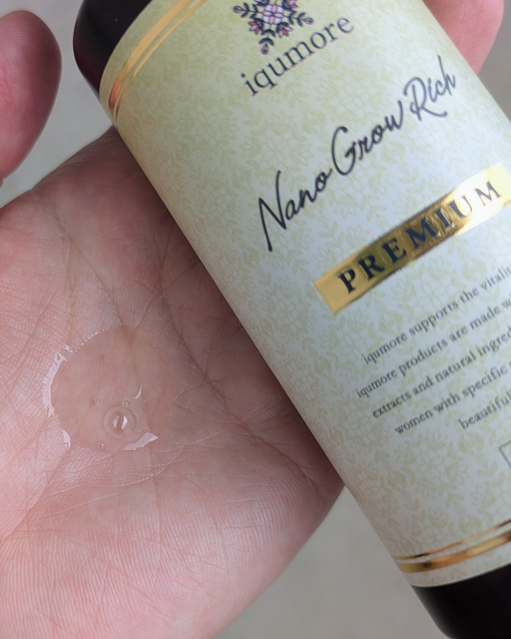 イクモアナノグロウリッチプレミアム/iqumore/頭皮ローションを使ったクチコミ（2枚目）