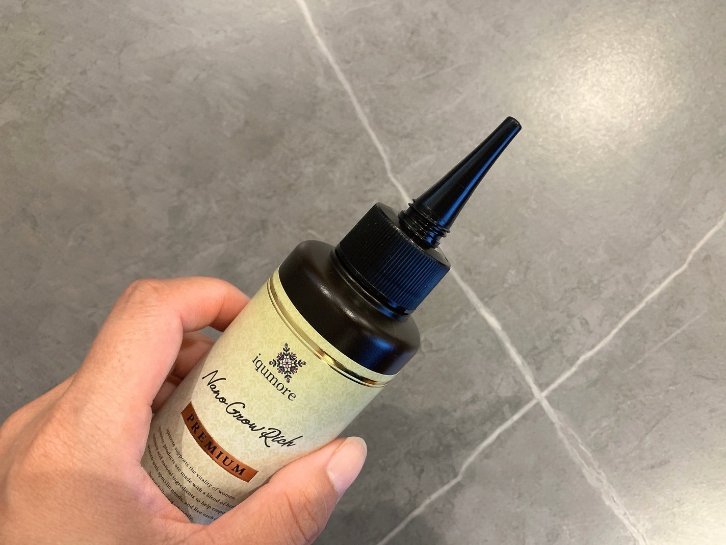 イクモアナノグロウリッチプレミアム/iqumore/頭皮ローションを使ったクチコミ(2枚目)