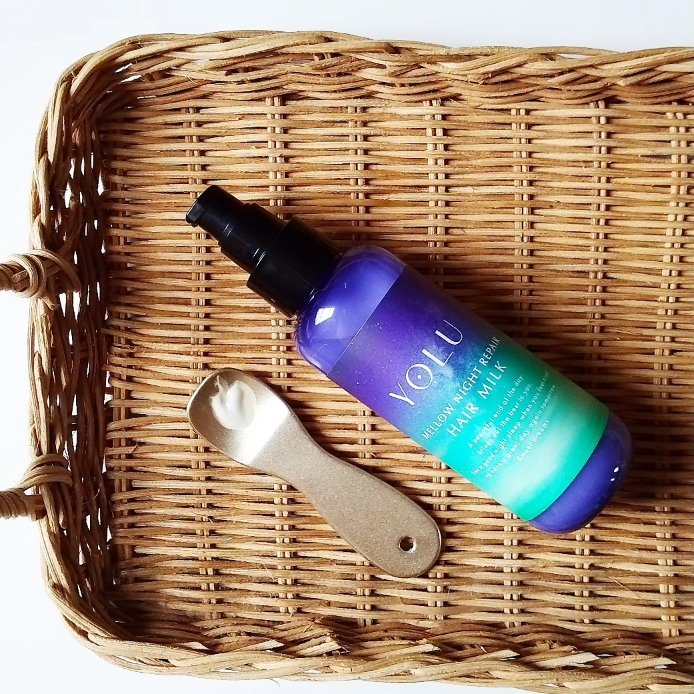 ヨル　メロウナイトリペアヘアミルク 120ml/YOLU/ヘアミルクを使ったクチコミ（2枚目）