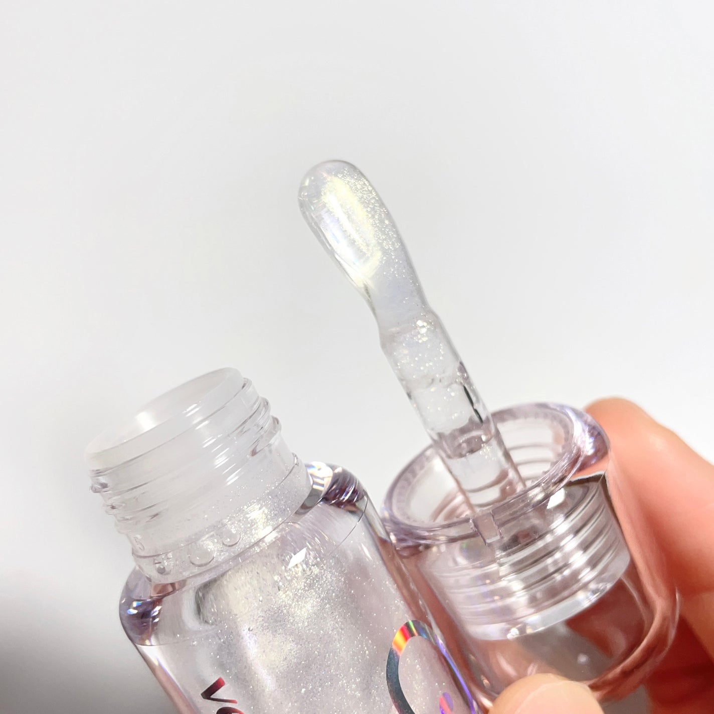 4Dジュエルシャインリップオイルパールグロス/Veganize/リップグロスを使ったクチコミ(3枚目)