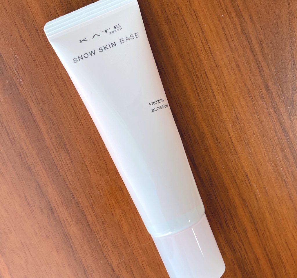 ケイト スノースキンベース/KATE/化粧下地を使ったクチコミ（2枚目）