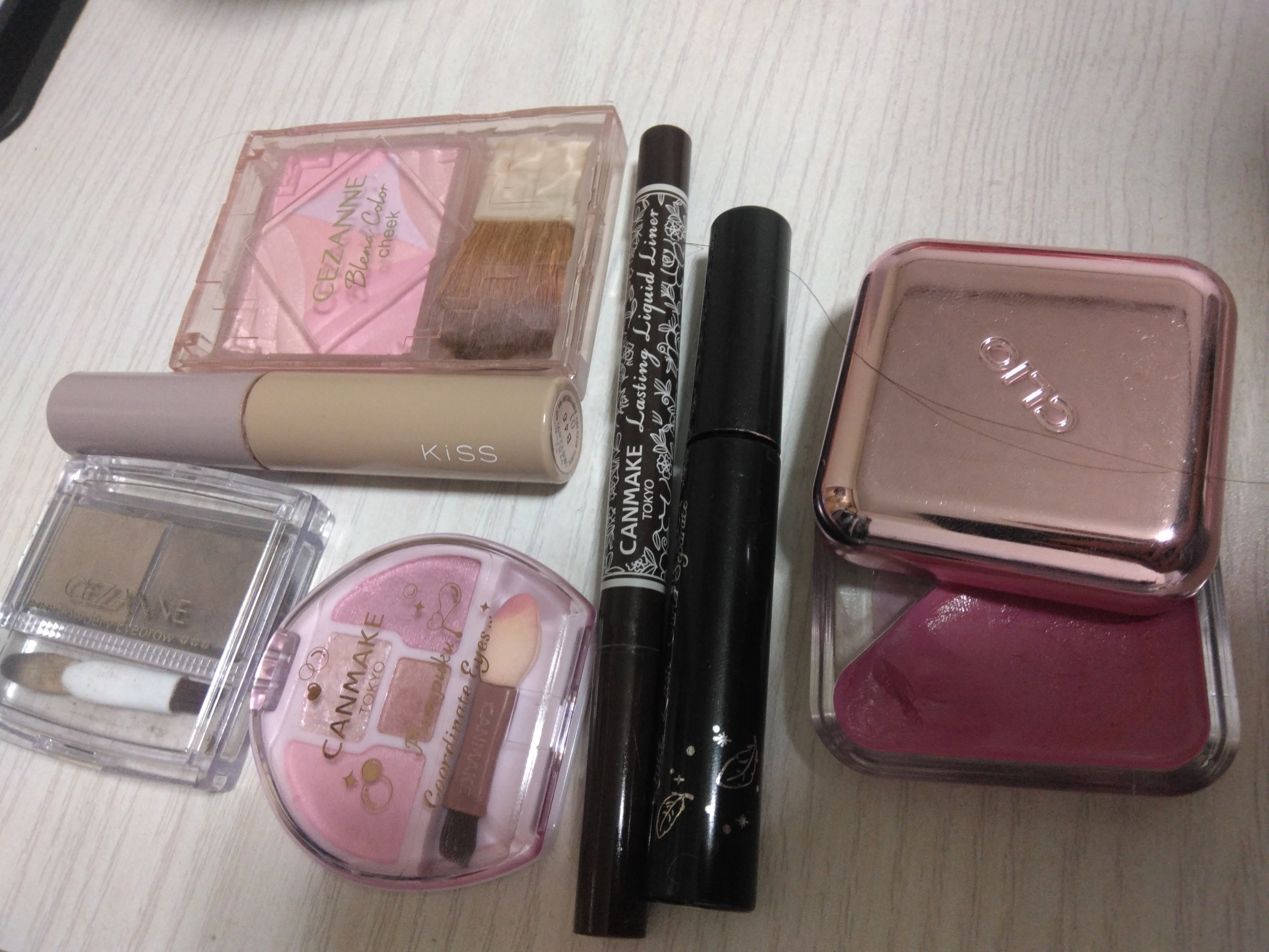 パウダリーアイブロウ/CEZANNE/パウダーアイブロウを使ったクチコミ（1枚目）