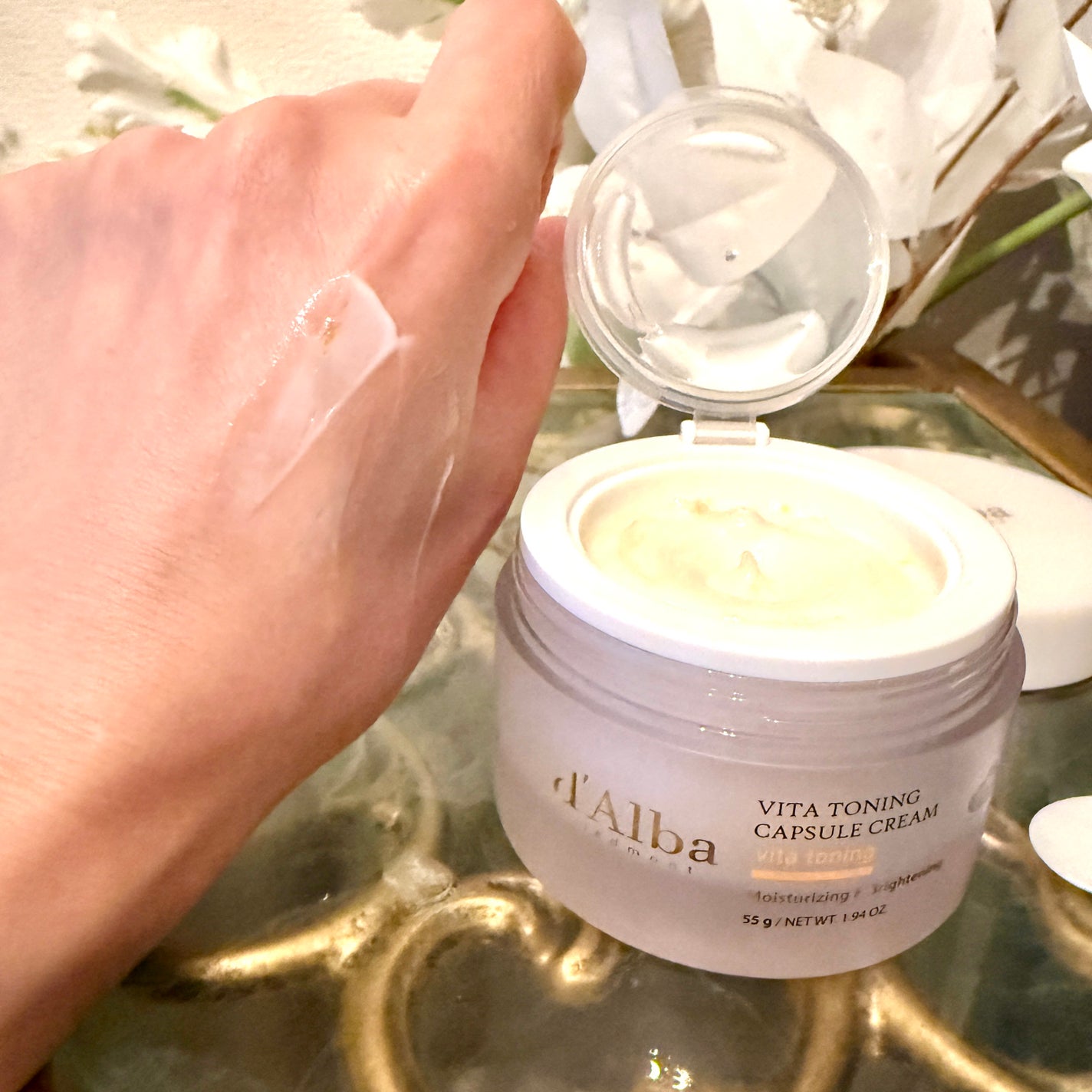 ビタトーニングカプセルクリーム/ダルバ/フェイスクリームを使ったクチコミ(4枚目)