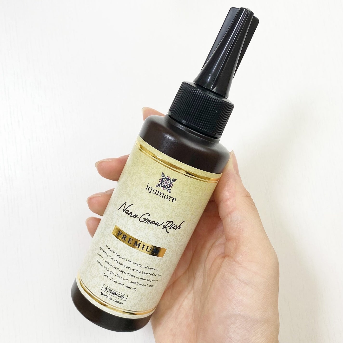イクモアナノグロウリッチプレミアム/iqumore/頭皮ローションを使ったクチコミ(4枚目)