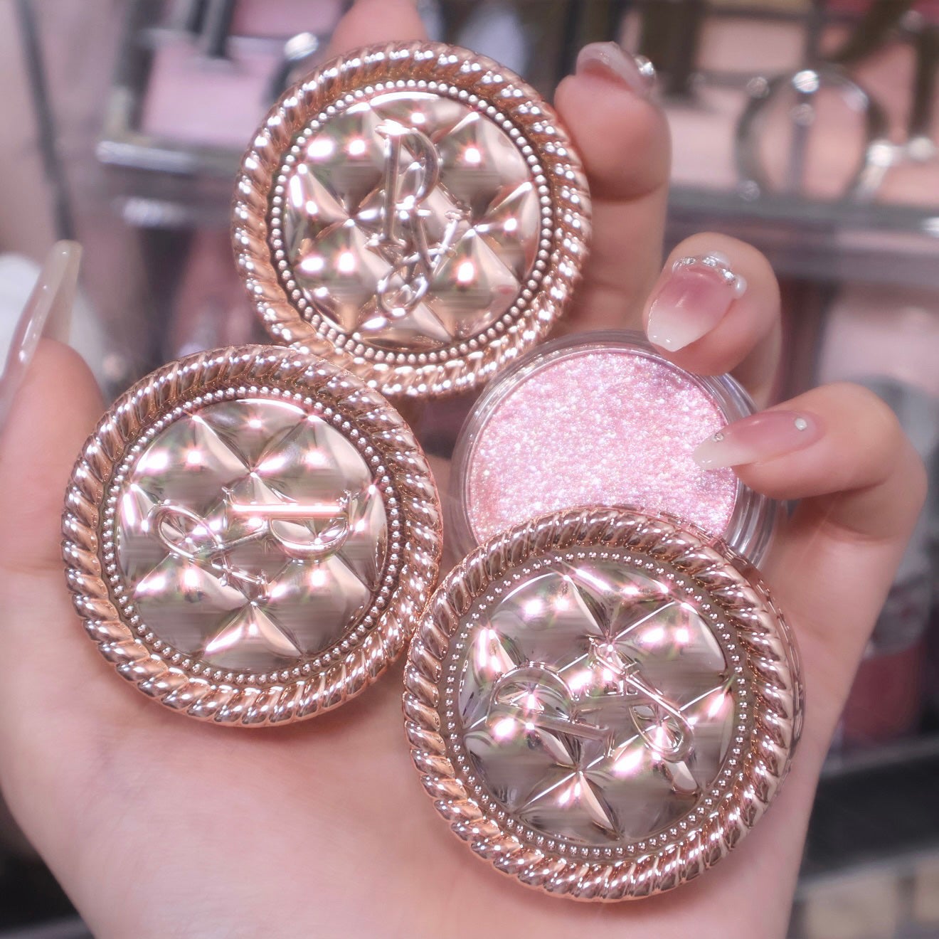 ミューズオブエクラアイシャドウ/Peony/ジェル・クリームアイシャドウを使ったクチコミ(2枚目)