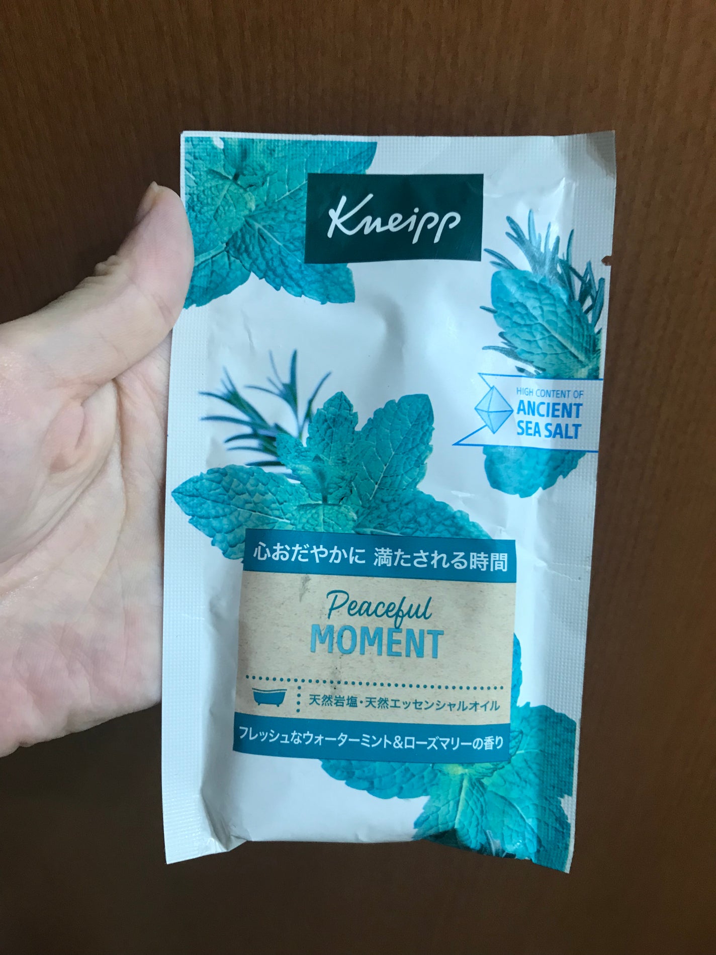 クナイプ バスソルト ピースフルモーメント ウォーターミント&ローズマリーの香り/クナイプ/無機塩系入浴剤を使ったクチコミ(1枚目)