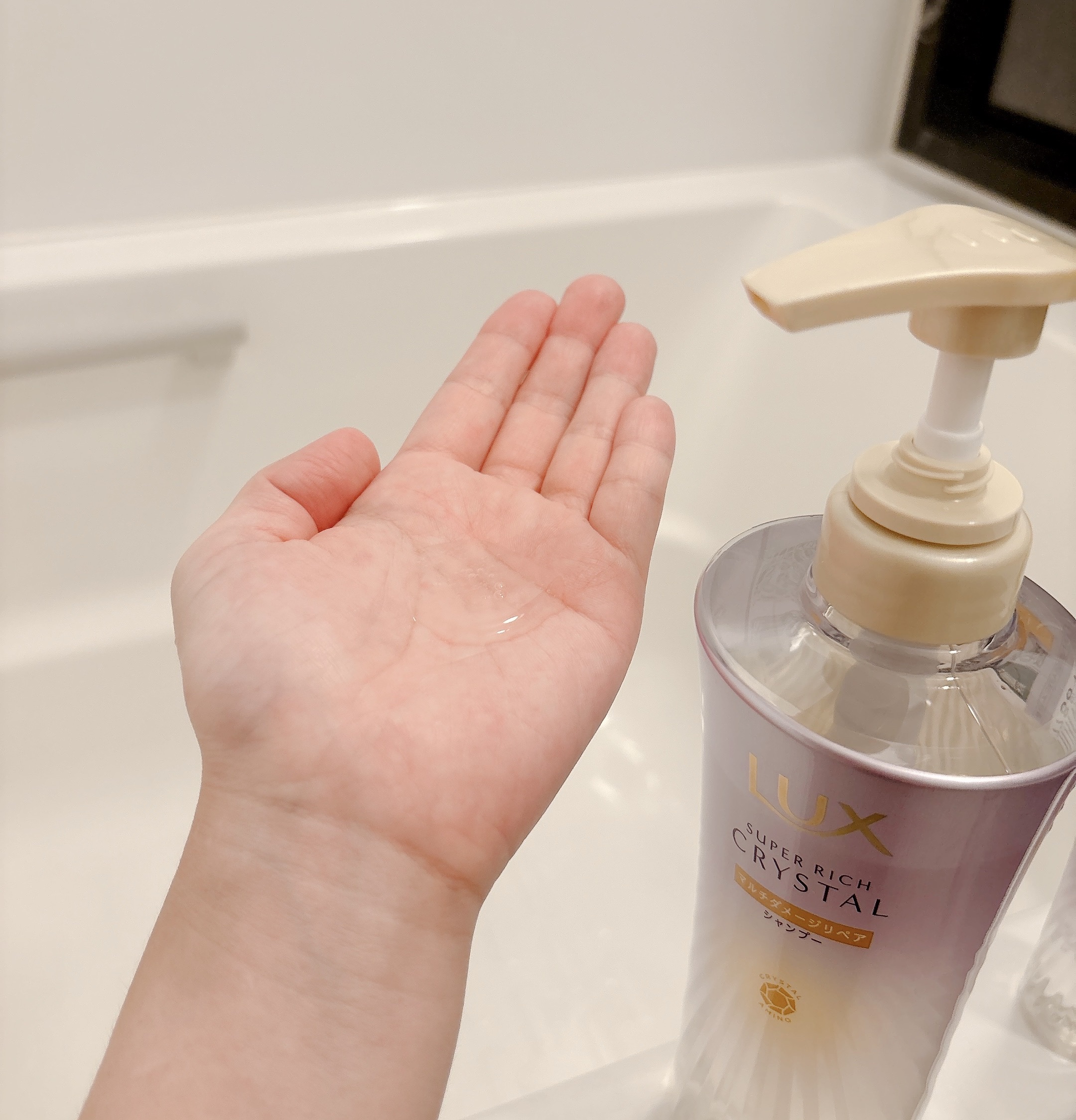 スーパーリッチクリスタル　マルチダメージリペア　シャンプー/トリートメント/LUX/市販シャンプーを使ったクチコミ（3枚目）