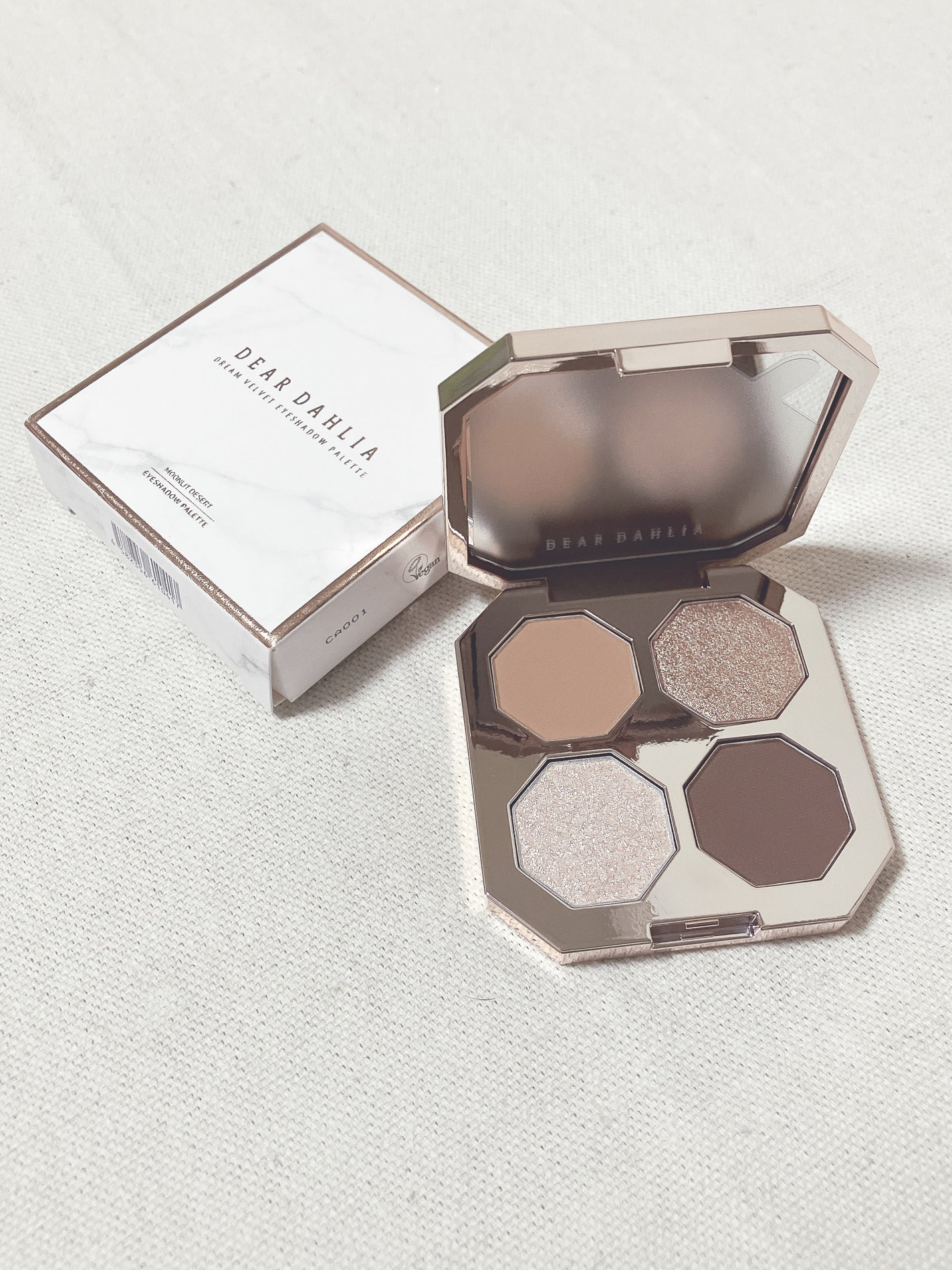 ドリームベルベットアイシャドウパレット/DEAR DAHLIA/アイシャドウパレットを使ったクチコミ(3枚目)