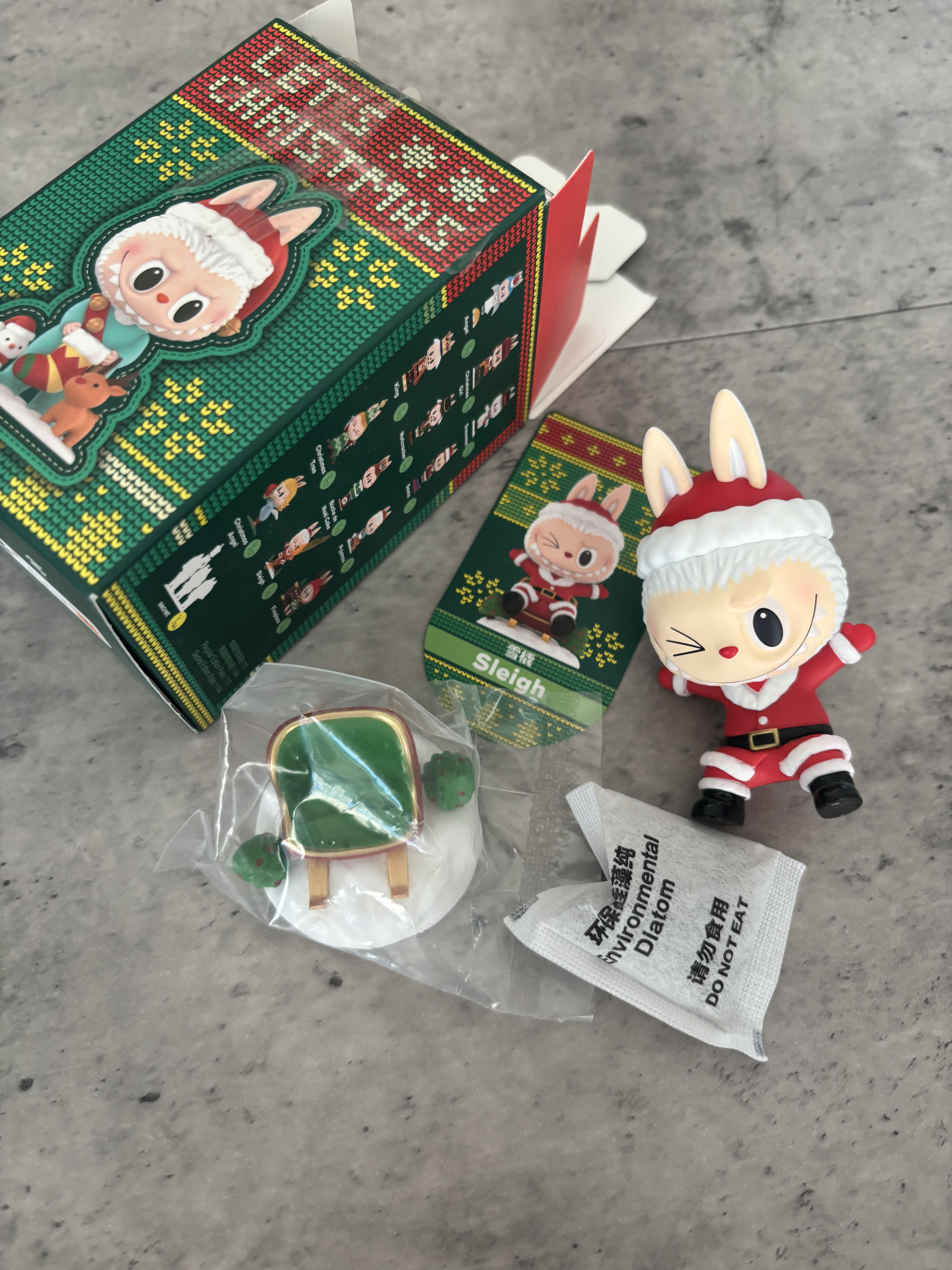 LABUBUモンスターズレッツクリスマスシリーズ/POP MART/その他を使ったクチコミ（3枚目）