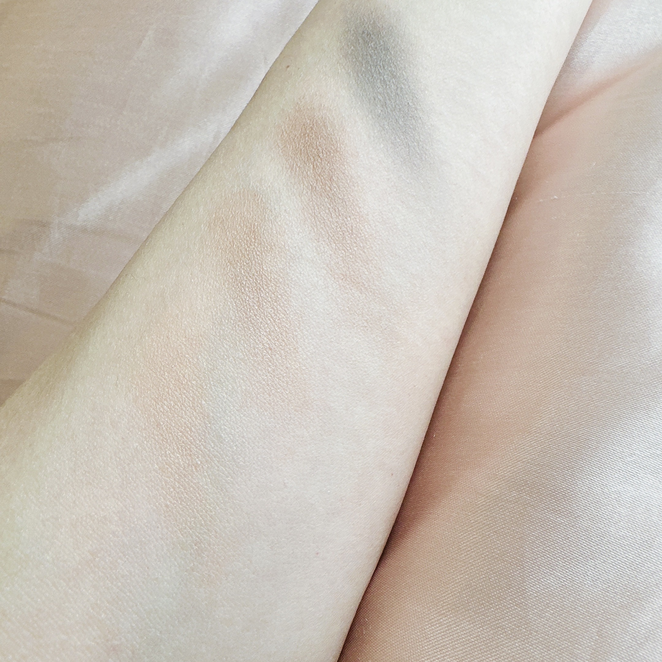 サンク クルール クチュール（サマー コレクション 2023 数量限定品）/Dior/アイシャドウパレットを使ったクチコミ（3枚目）