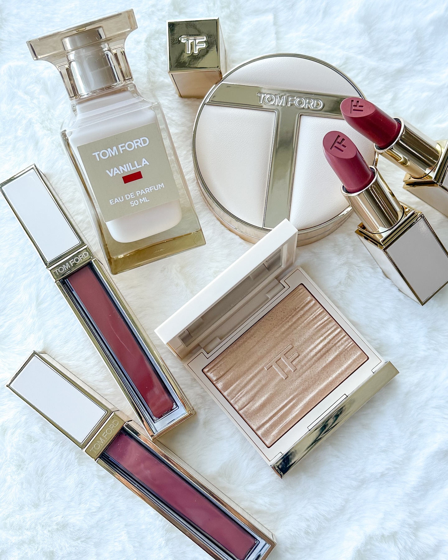 リップ カラー マット 100V 100（限定パッケージ）/TOM FORD BEAUTY/口紅を使ったクチコミ（1枚目）