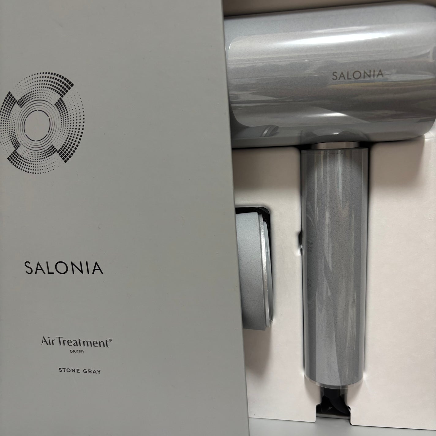 renaðïŸïœ«ïŸïŸïŸ100% on LIPS ãSALONIAâ»ïžãšã¢ããªãŒãã¡ã³ããã©ã€ã€ãŒé èµ€å€ç·ã髪ã®å
..ãïŒ1æç®ïŒ