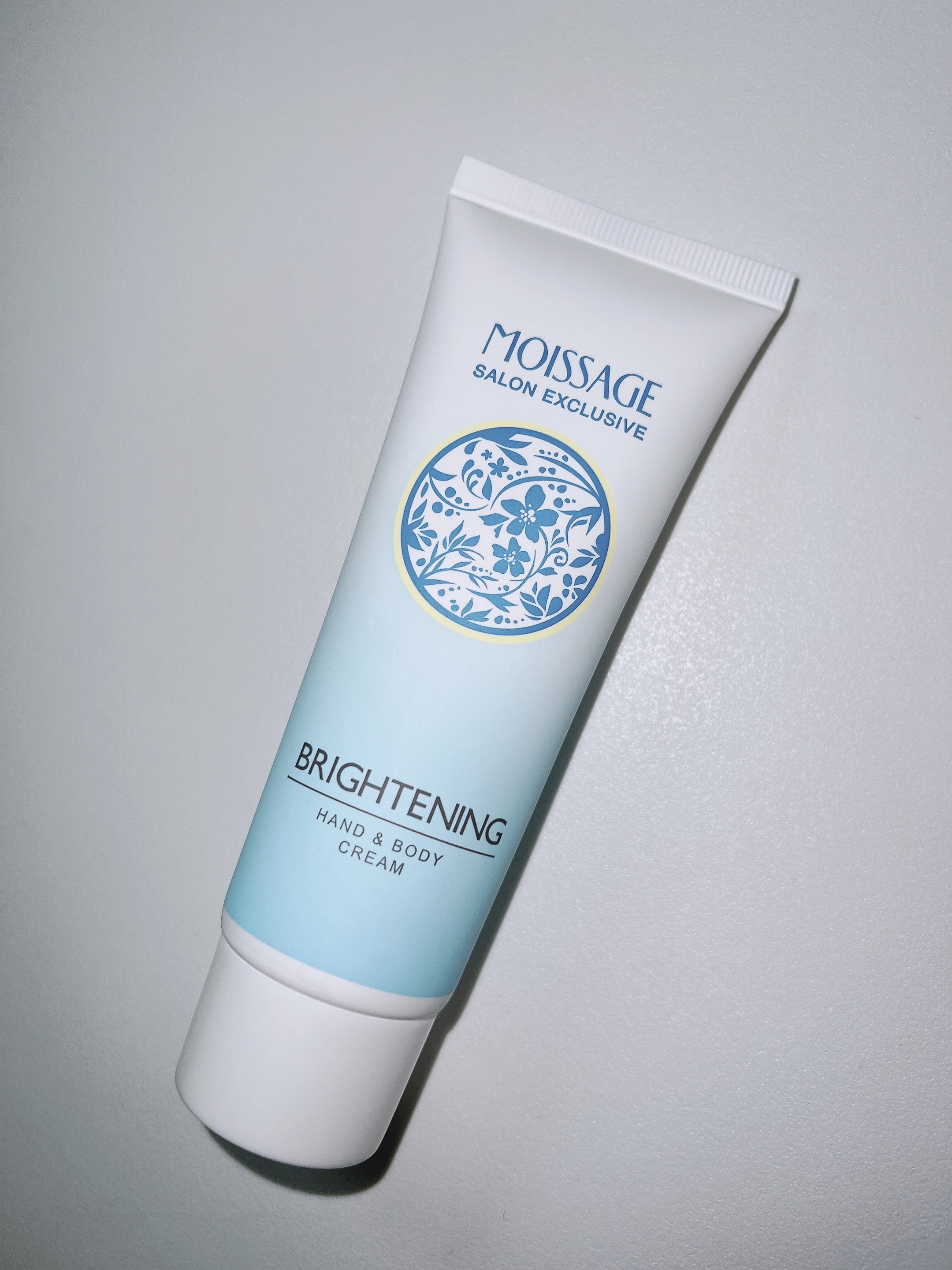 ブライトニングハンドアンドボディクリーム/モイサージュ/ハンドクリームを使ったクチコミ（1枚目）