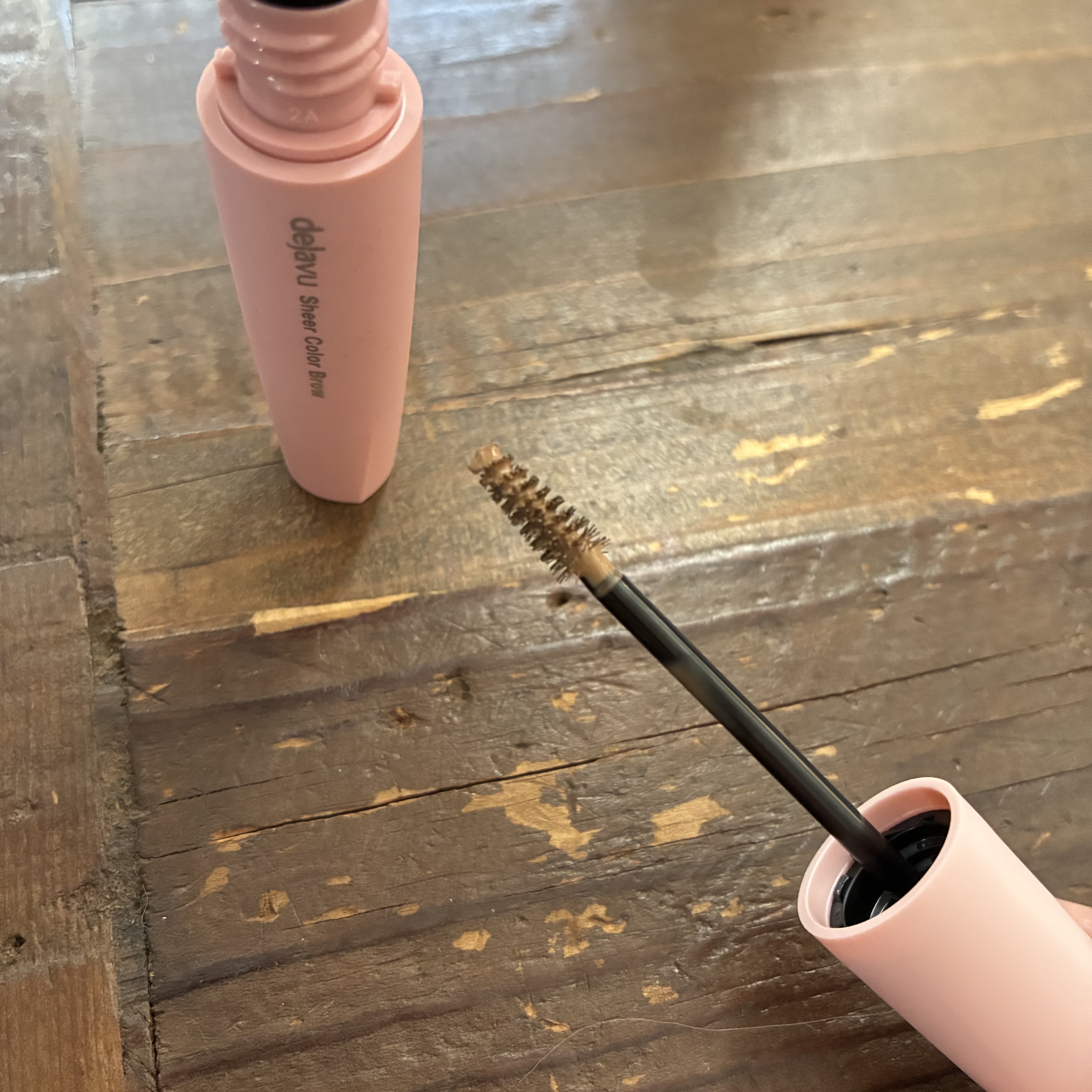 シアーカラーブロウ/デジャヴュ/眉マスカラを使ったクチコミ（2枚目）