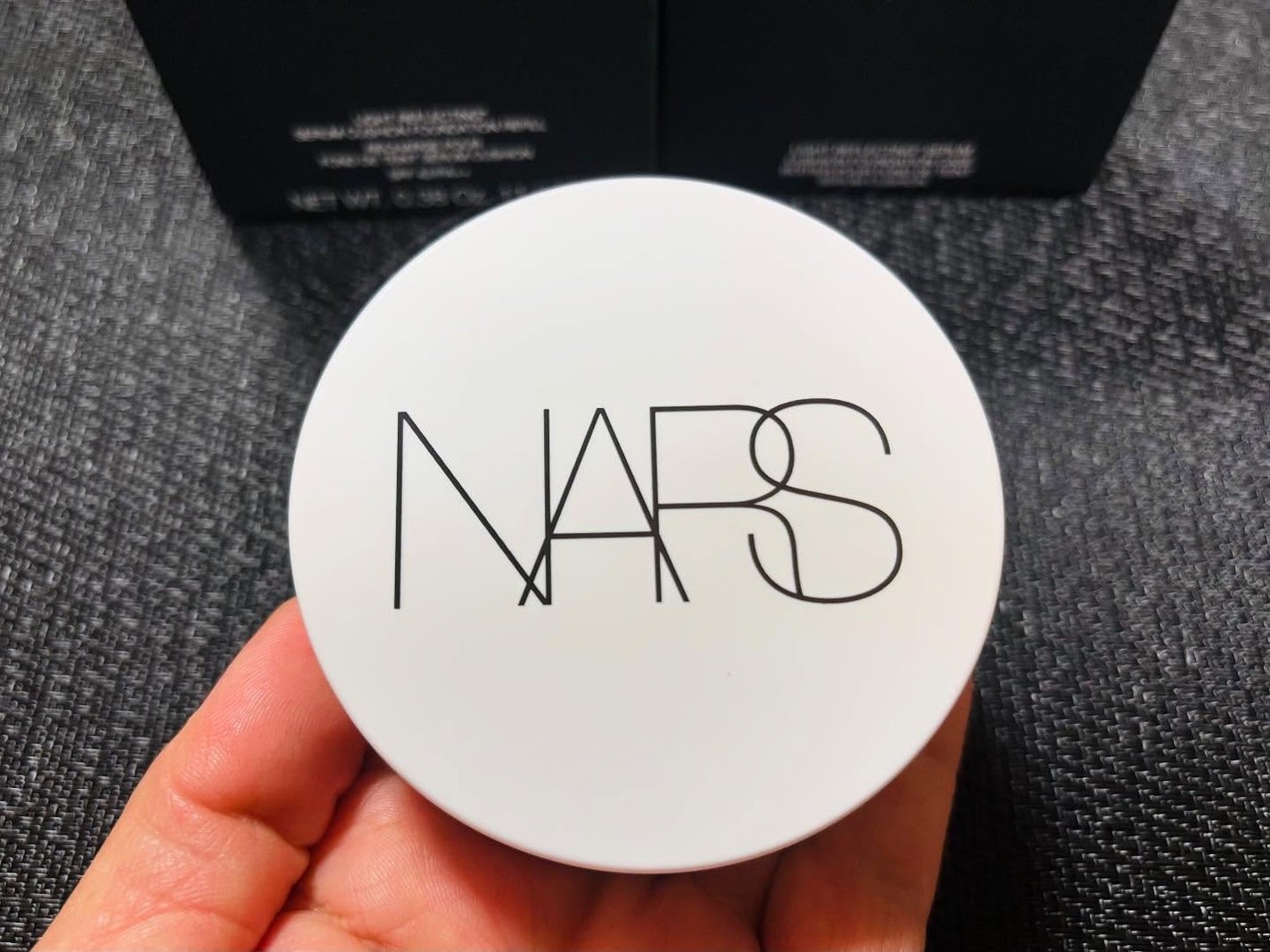 NARS ライトリフレクティング セラムクッション ファンデーション/NARS/クッションファンデーションを使ったクチコミ(2枚目)