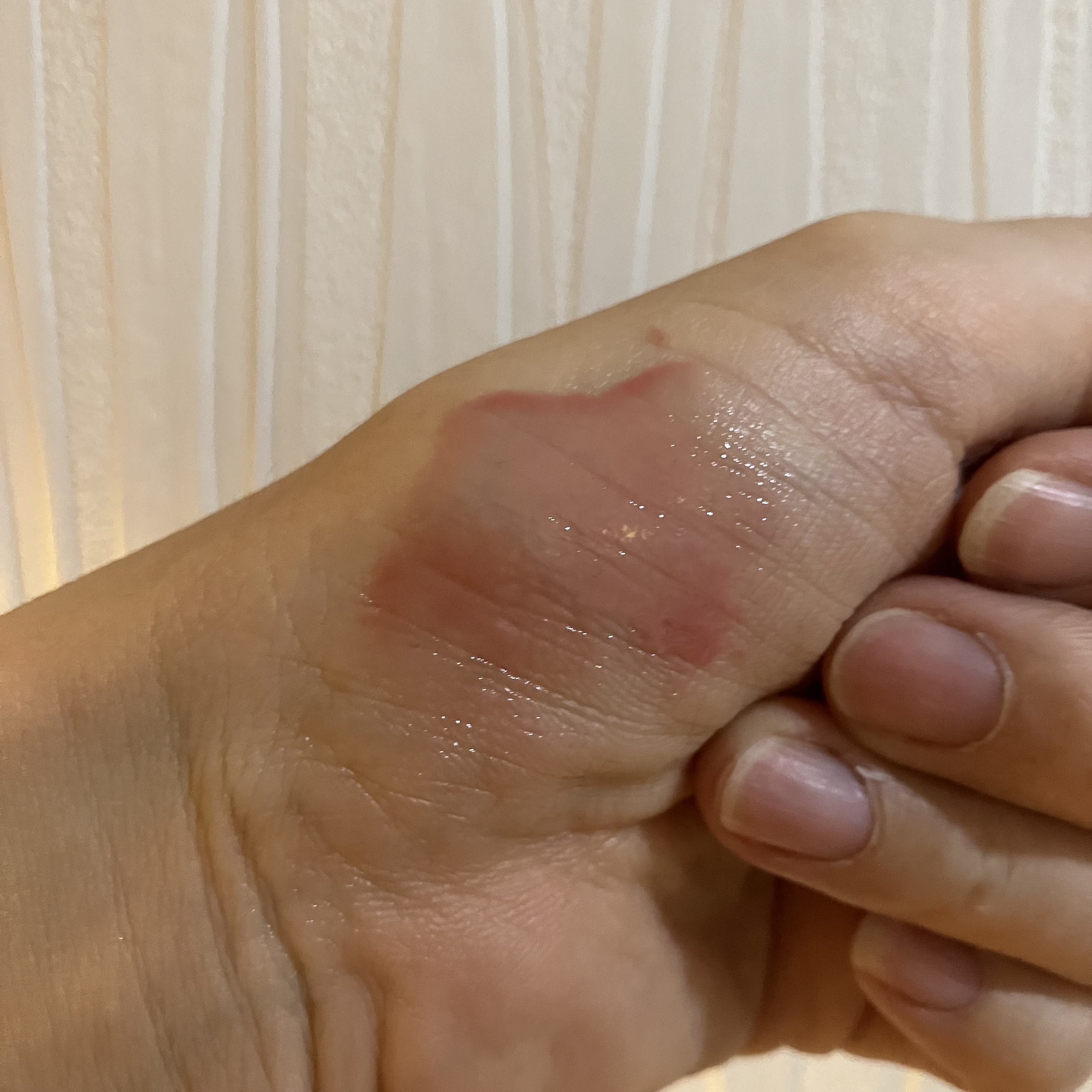 ネイチャーリパブリック ハニーメルティングリップのクチコミ「#あらさんの使い切り2025

終わりは突然に！
繰り出したら戻せないリップ
（最近増えてるよ.....」（3枚目）