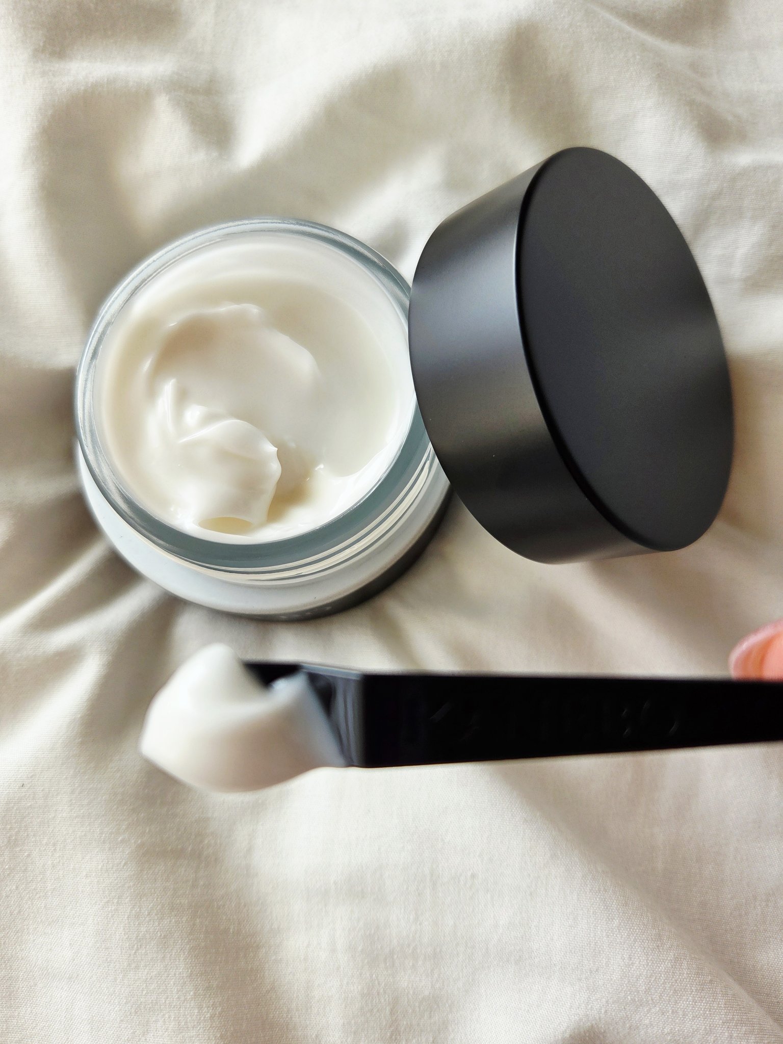 カネボウ　クリーム　イン　ナイトⅡ【医薬部外品】/KANEBO/フェイスクリームを使ったクチコミ（3枚目）