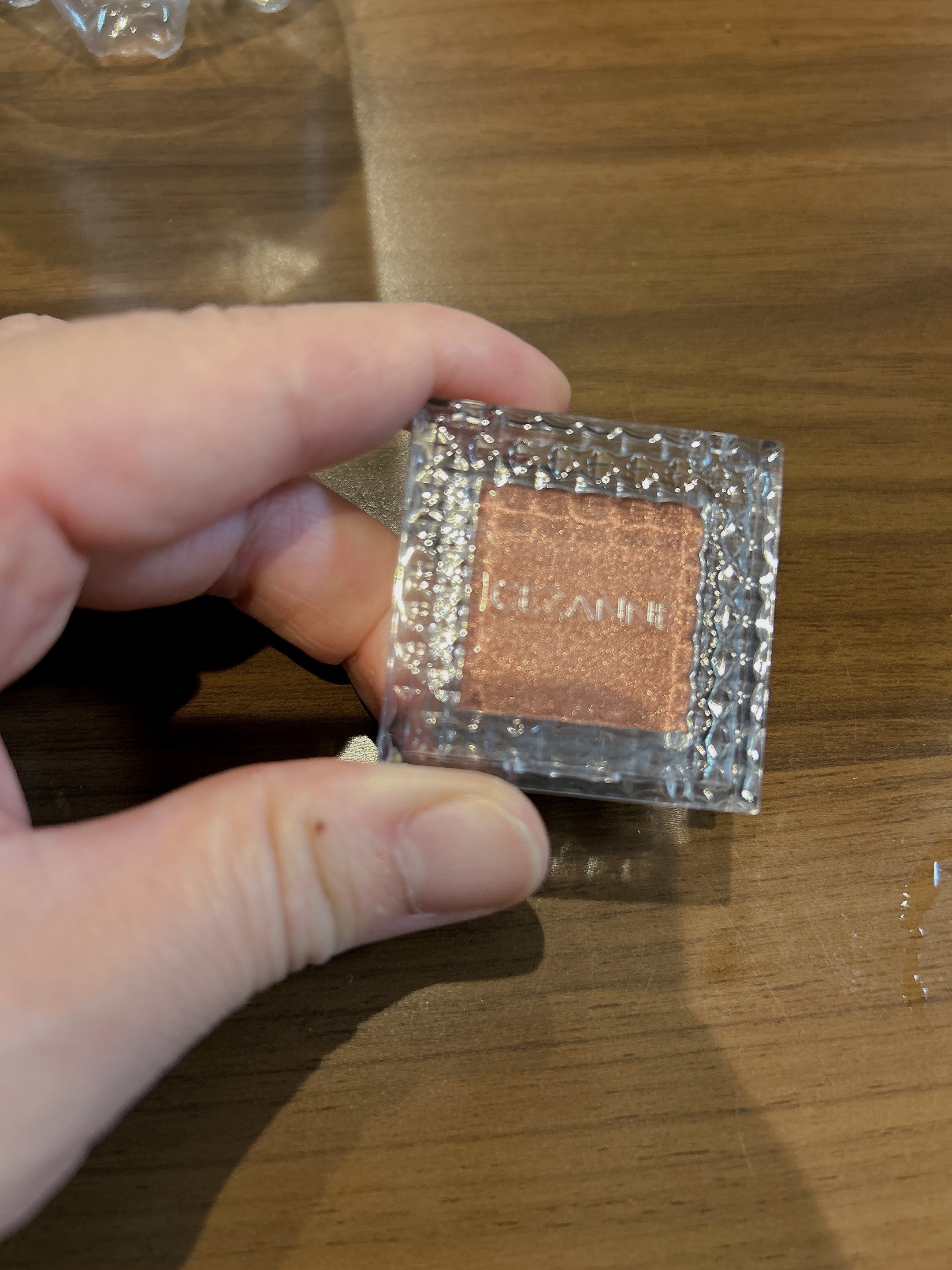 パールグロウニュアンサー/CEZANNE/パウダーハイライトを使ったクチコミ（1枚目）