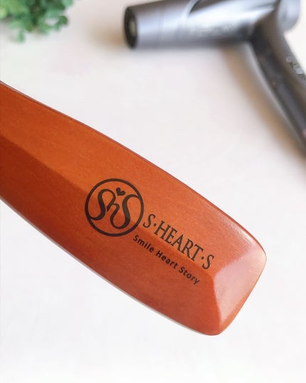 ちゃんみの。 on LIPS 「こちらのアイテムはクッション性に優れたベース部分と頭皮にほどよ..」(7枚目)