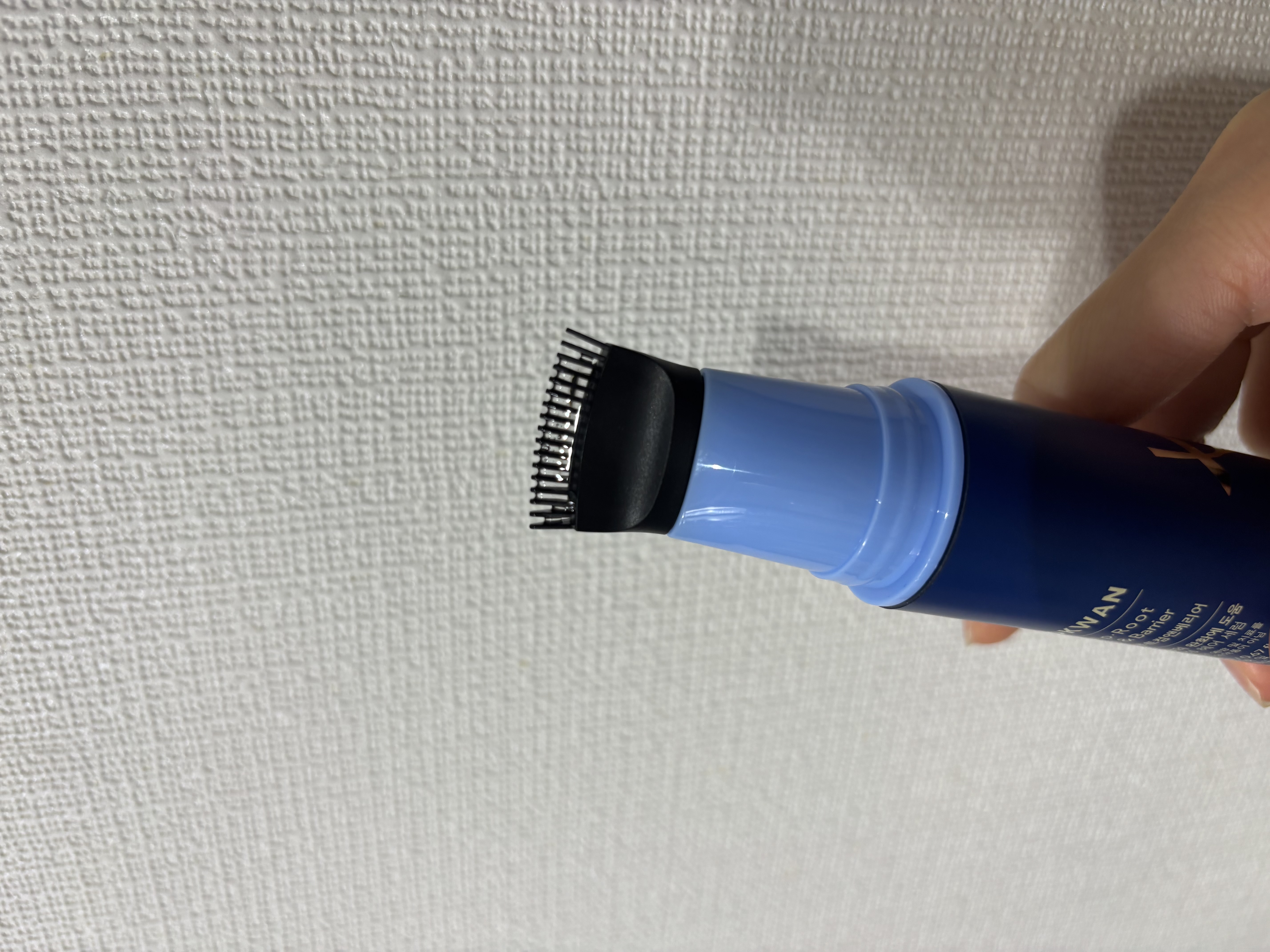 Scalp Root Calm & Barrier（コンブ一体型＋リフィル セット）/ANDKWAN/スカルプブラシを使ったクチコミ（2枚目）